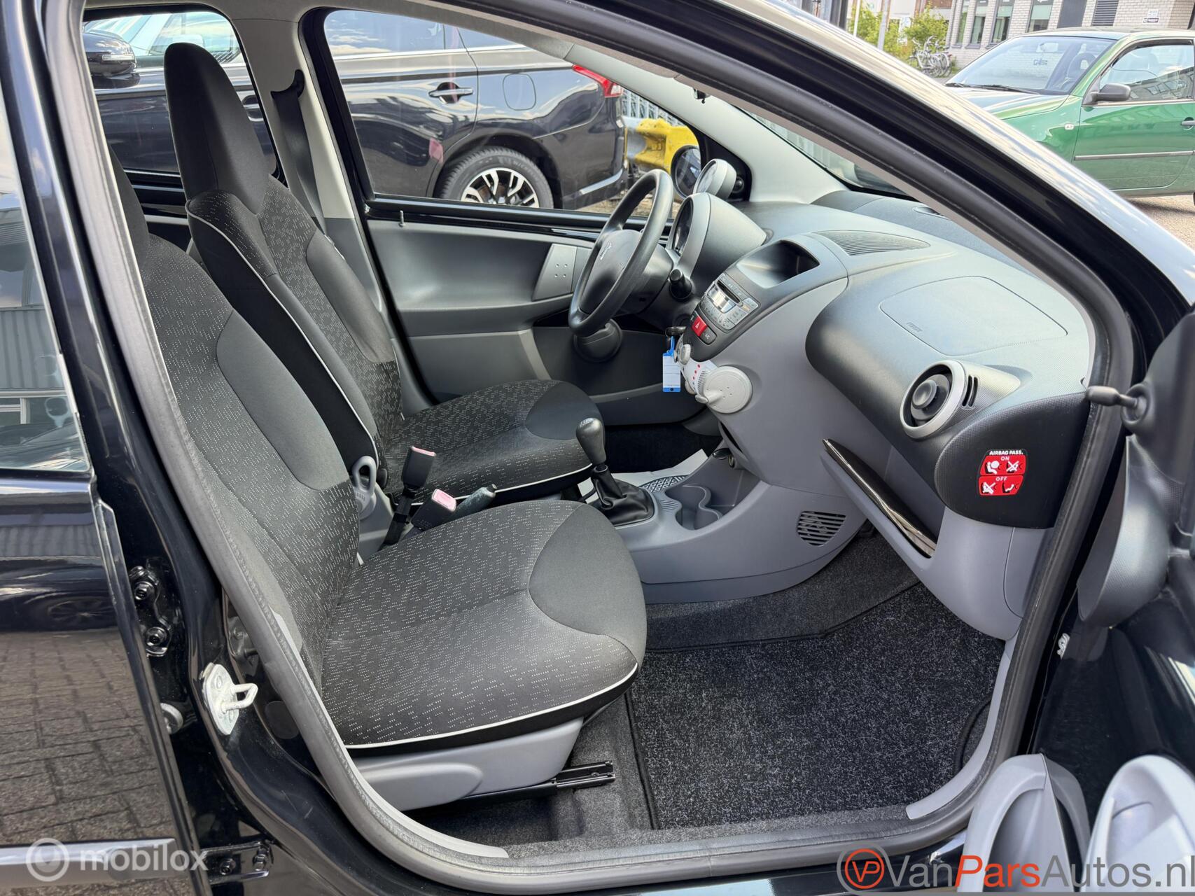 Foto van Peugeot Peugeot 107