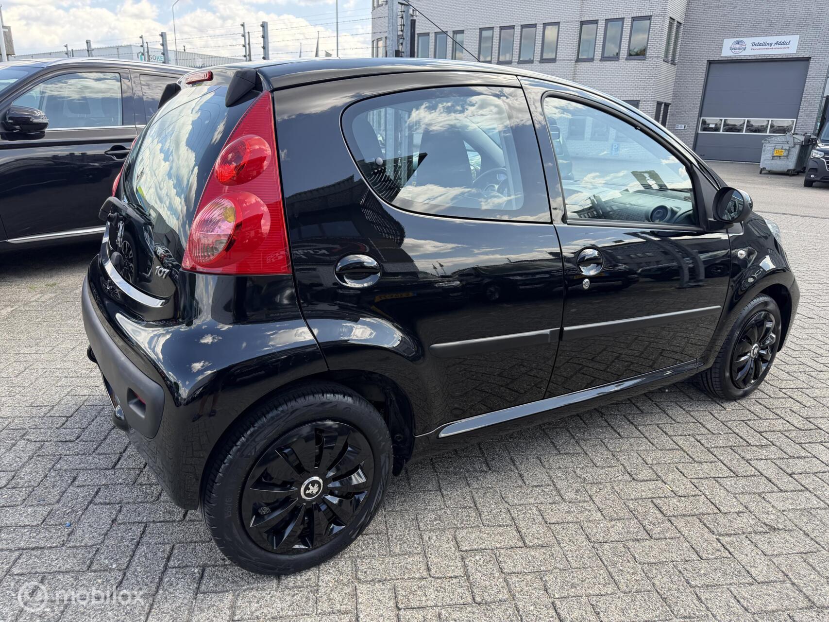 Foto van Peugeot Peugeot 107
