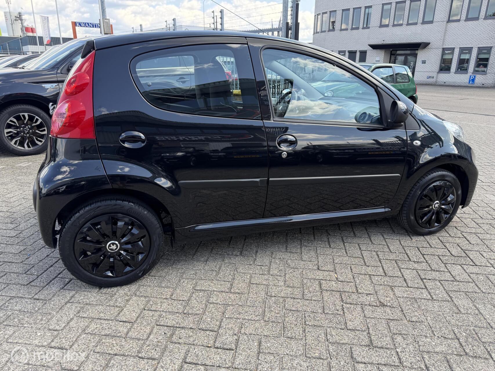 Foto van Peugeot Peugeot 107