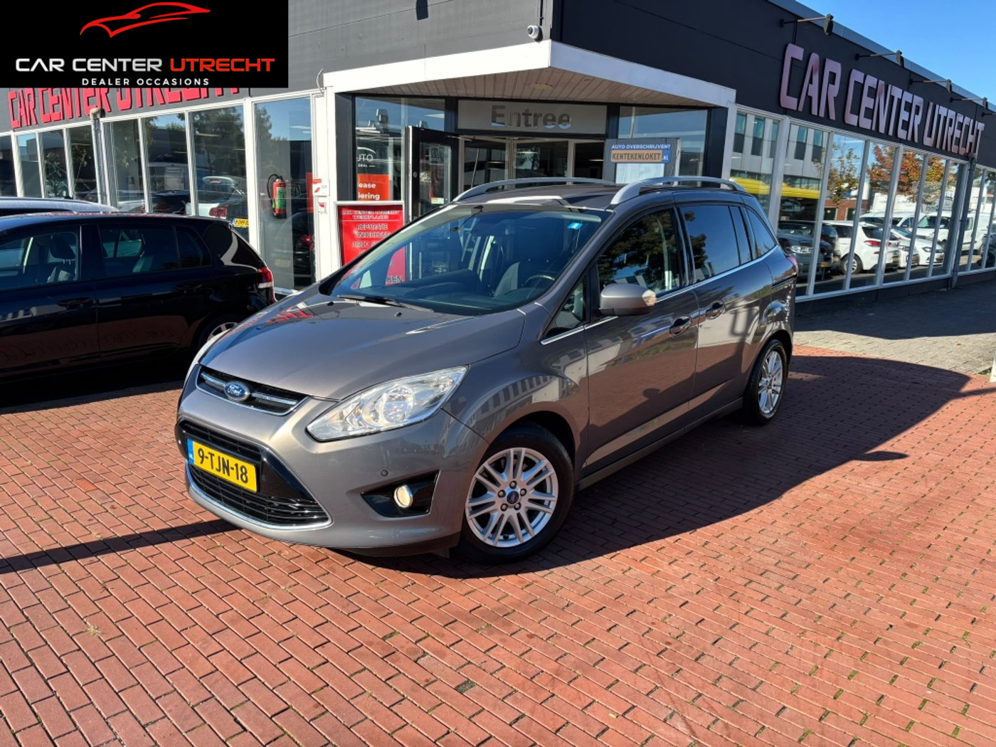 Ford Grand C-max 1.0 Titanium Edition navi trekhaak airco 6 versn 2014 - voorkant