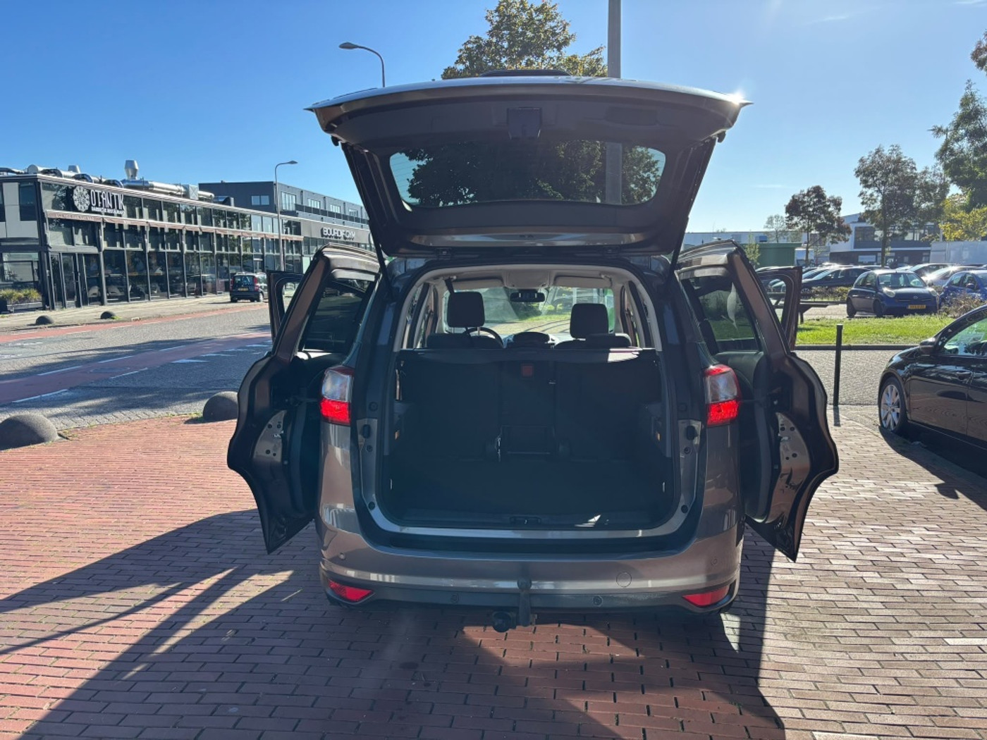 Foto van Ford Grand C-max