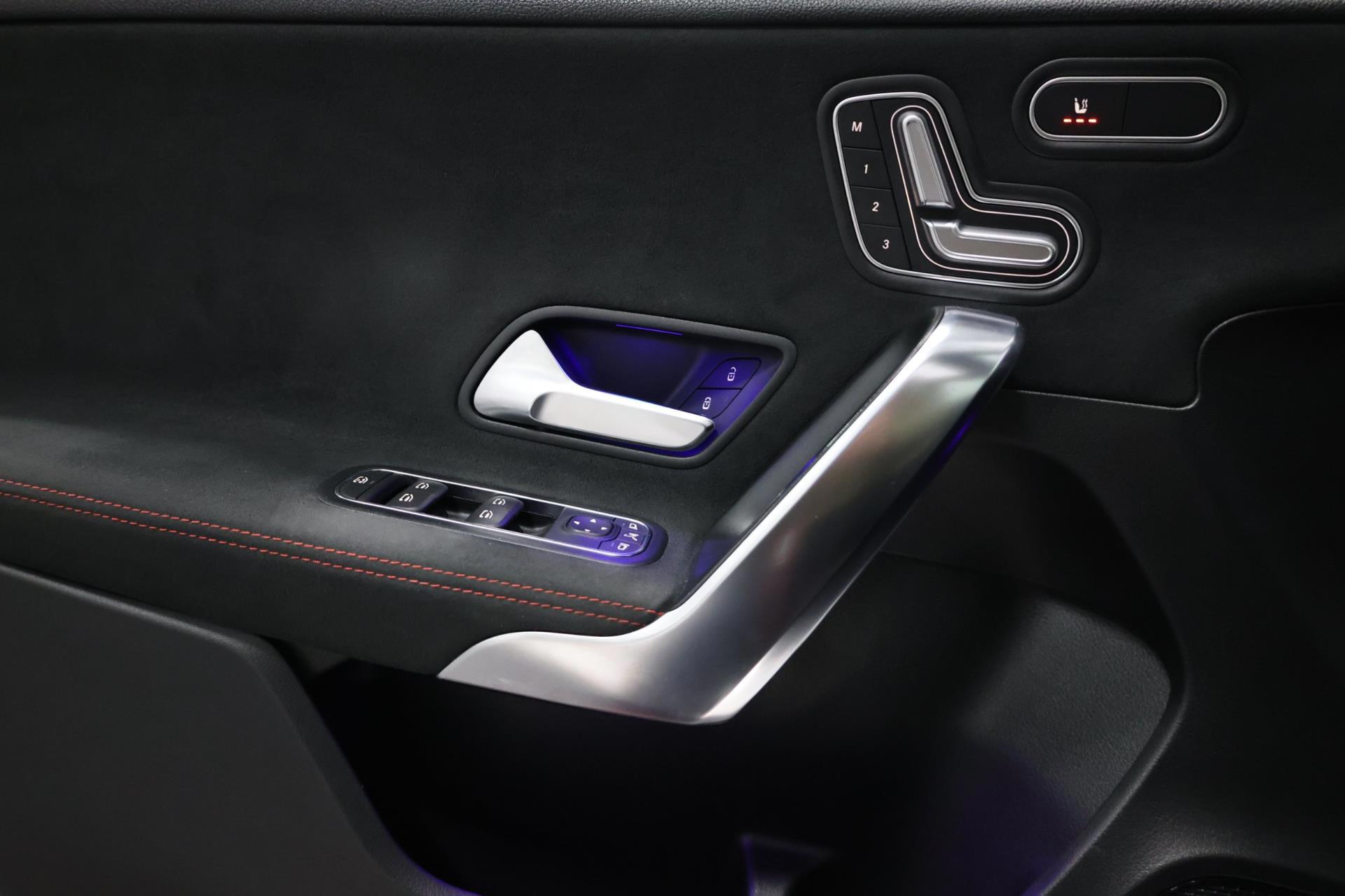 Foto van Mercedes-Benz A 220