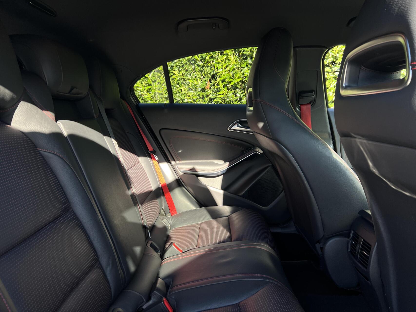 Foto van Mercedes-Benz A 250