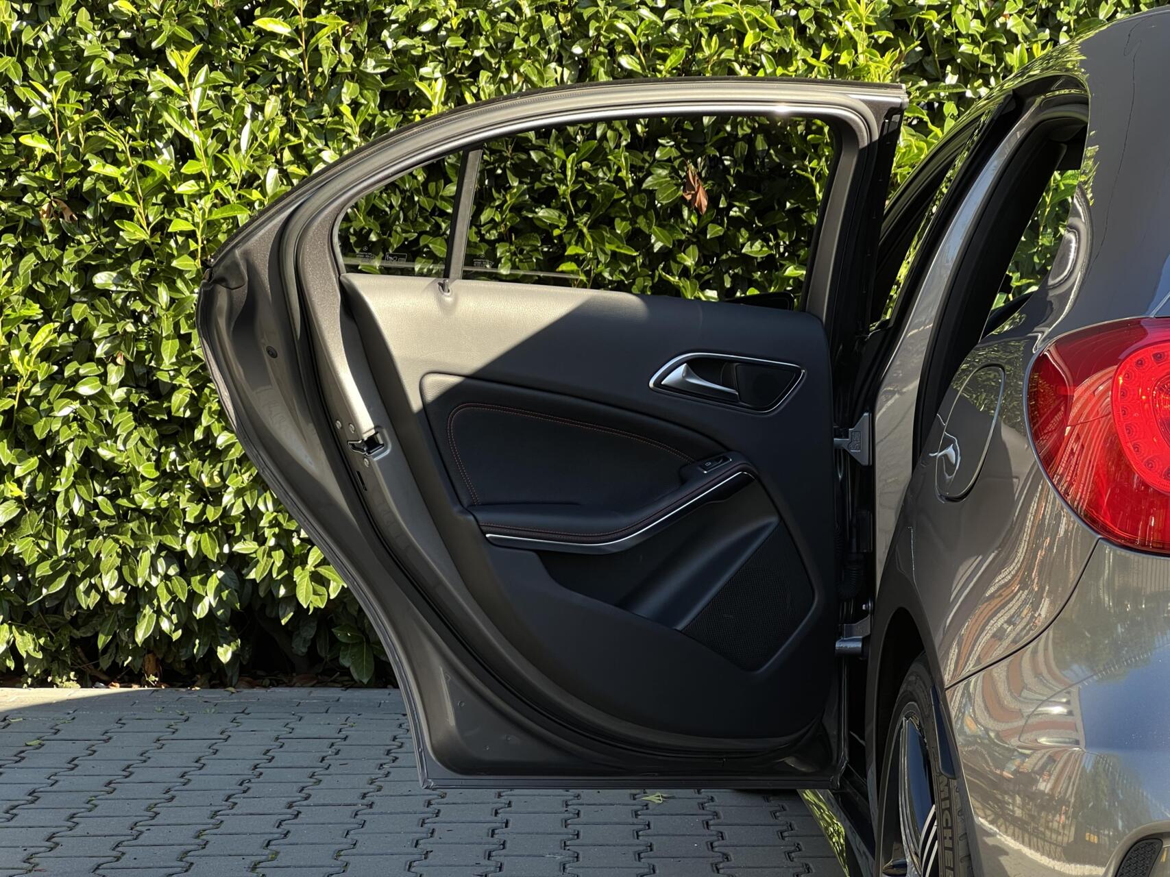 Foto van Mercedes-Benz A 250