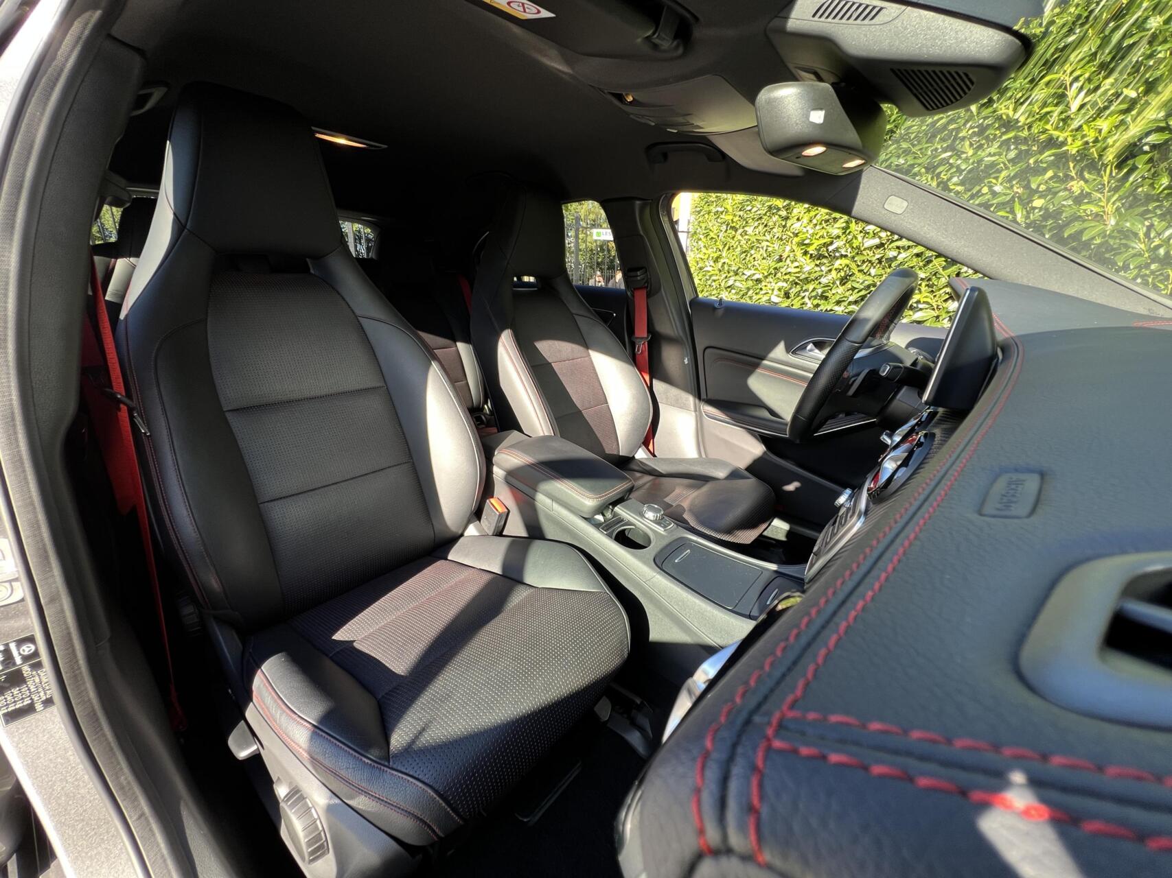 Foto van Mercedes-Benz A 250