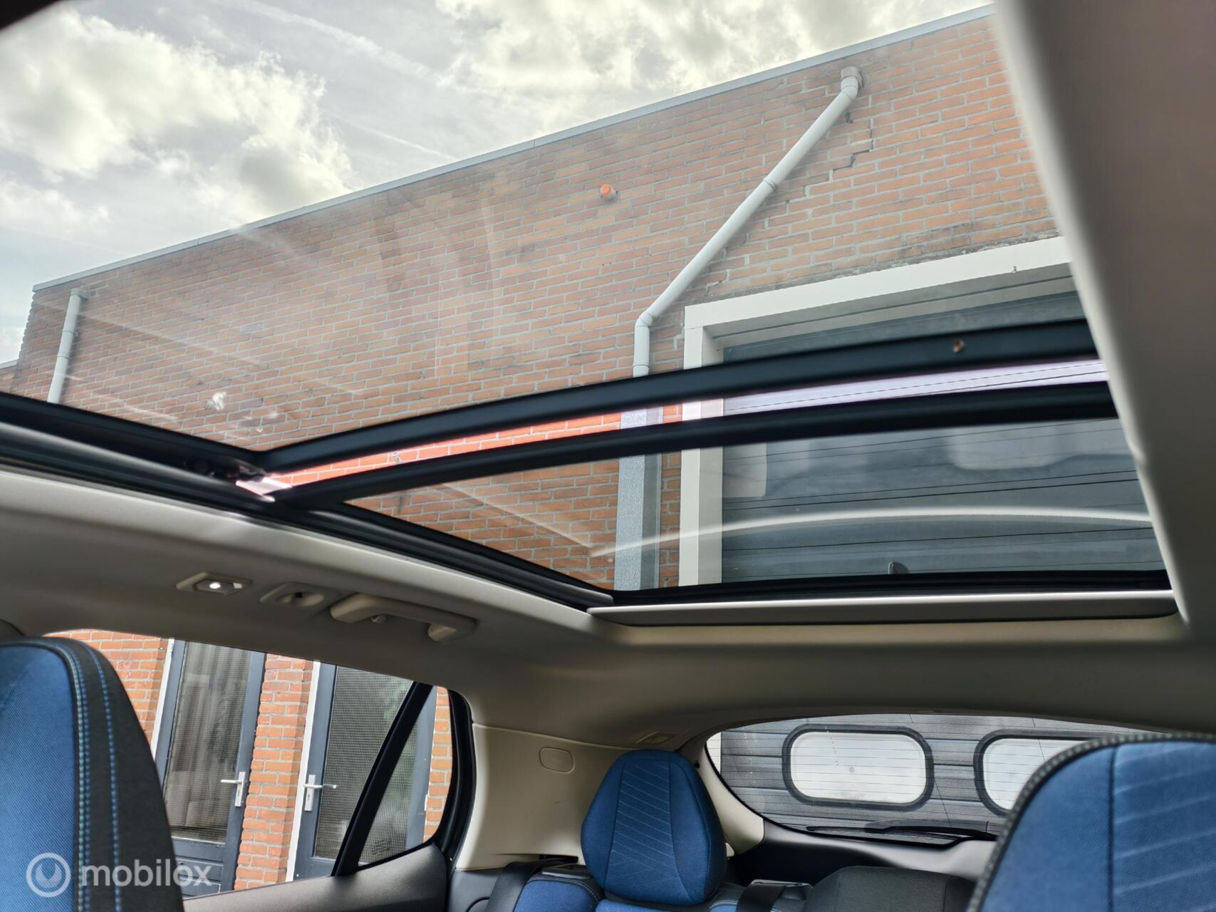 Foto van Lynk&co LYNK & Co 01