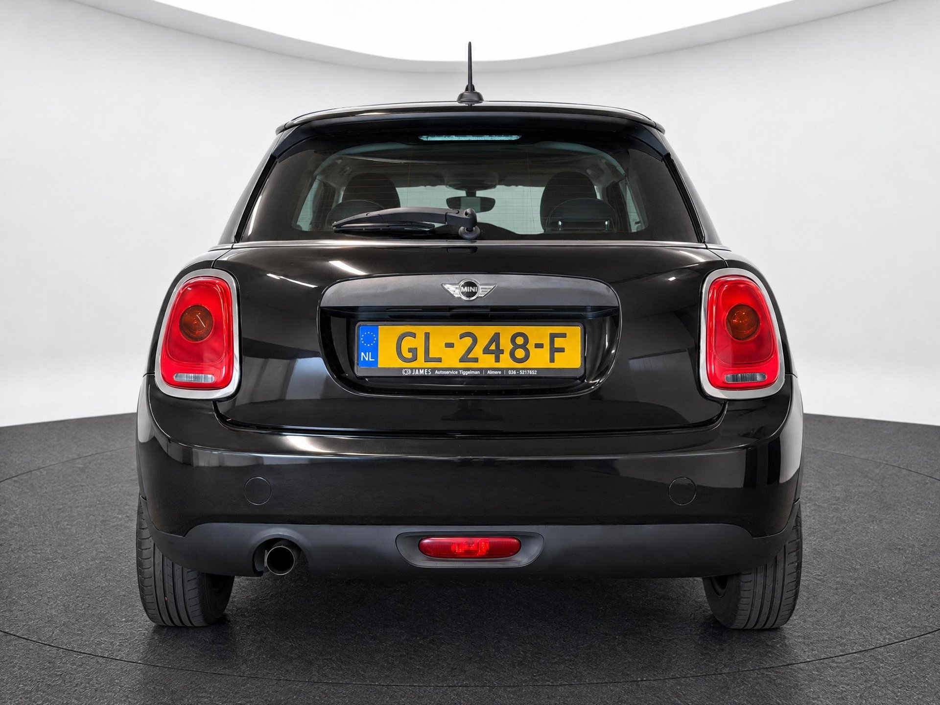 Foto van Mini One