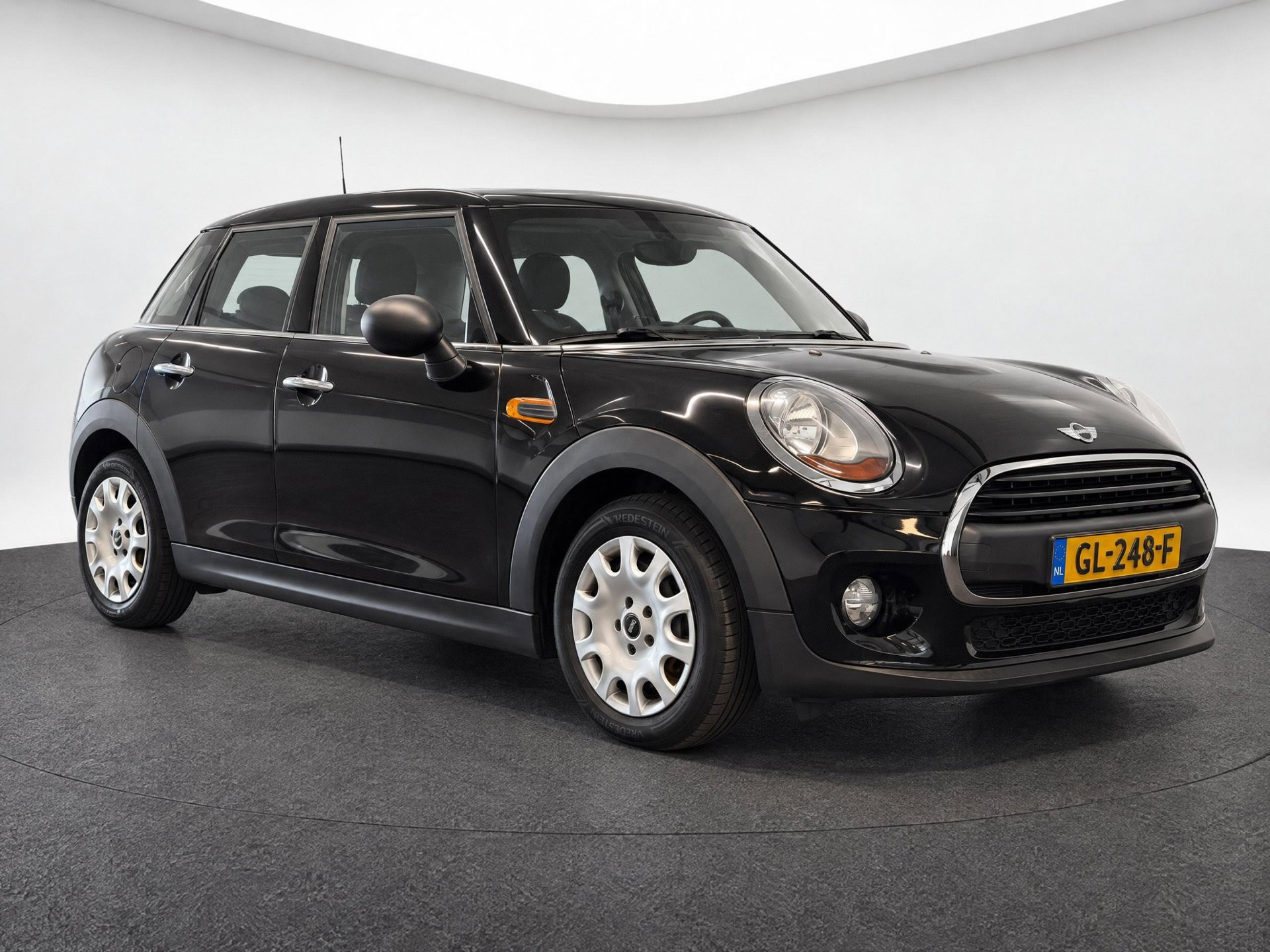 Foto van Mini One
