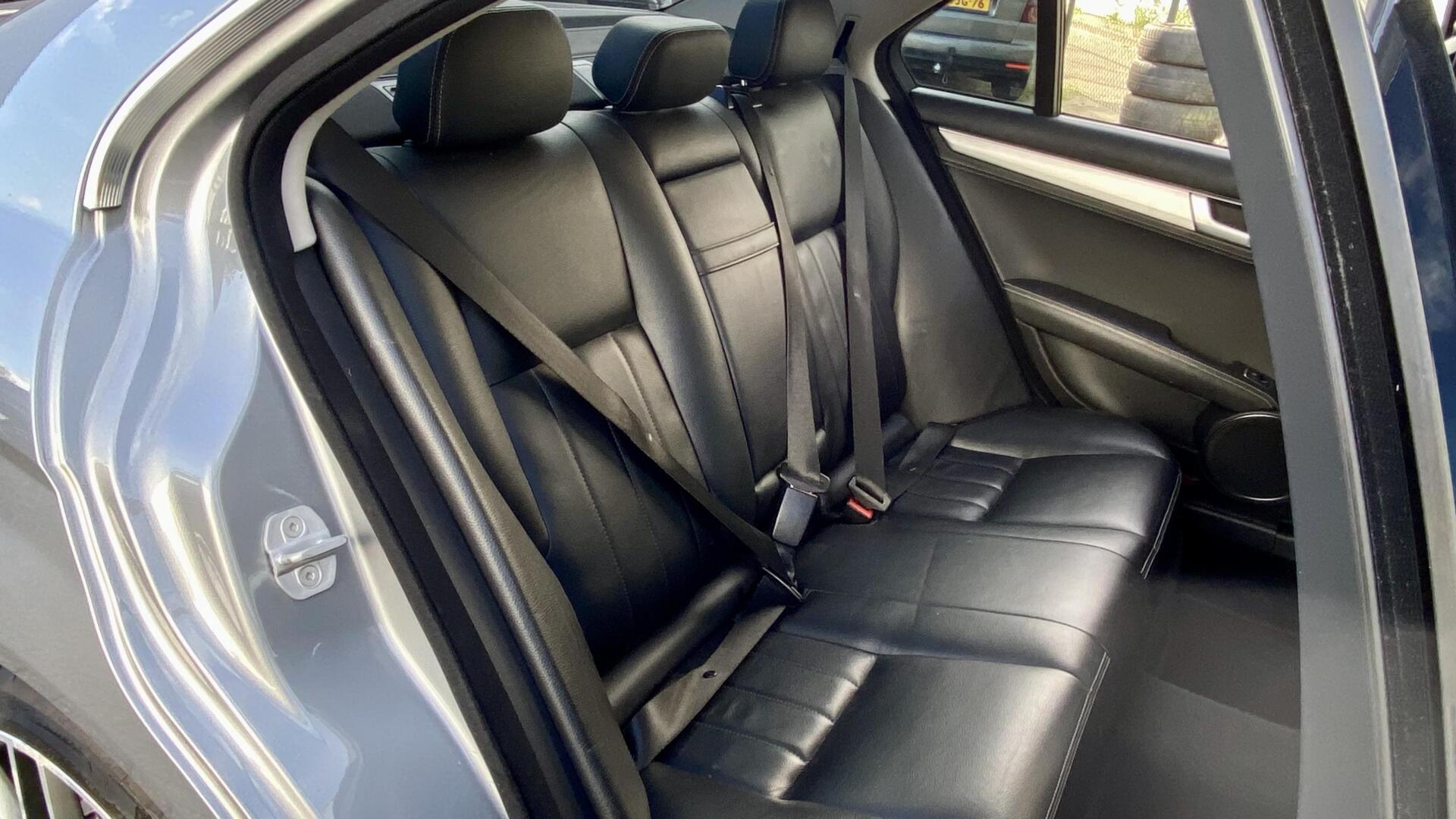 Foto van Mercedes-Benz C 180