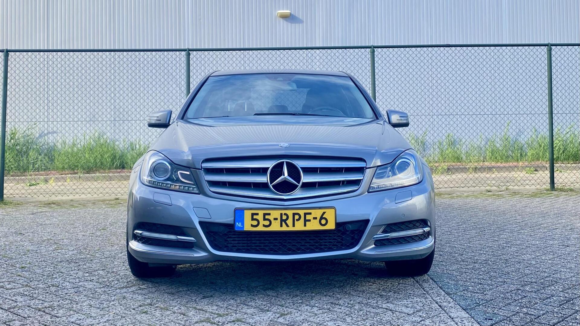Foto van Mercedes-Benz C 180