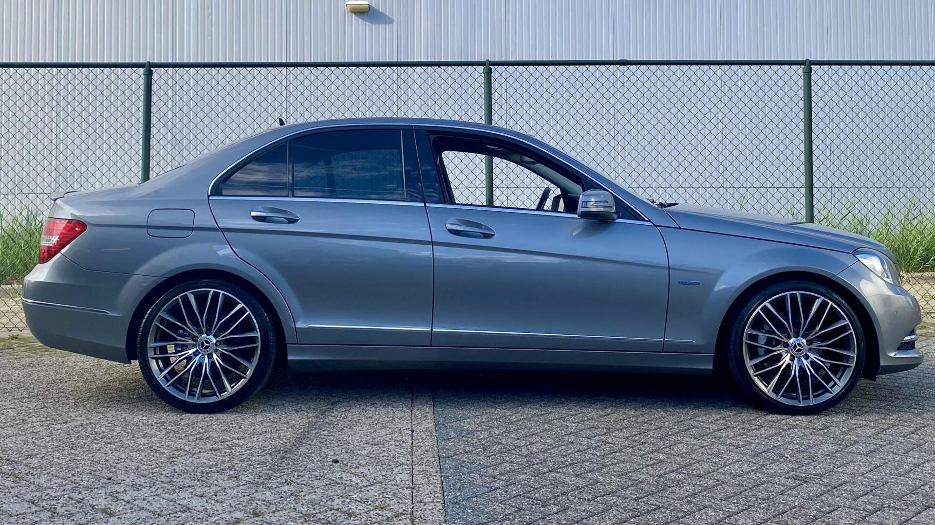 Foto van Mercedes-Benz C 180