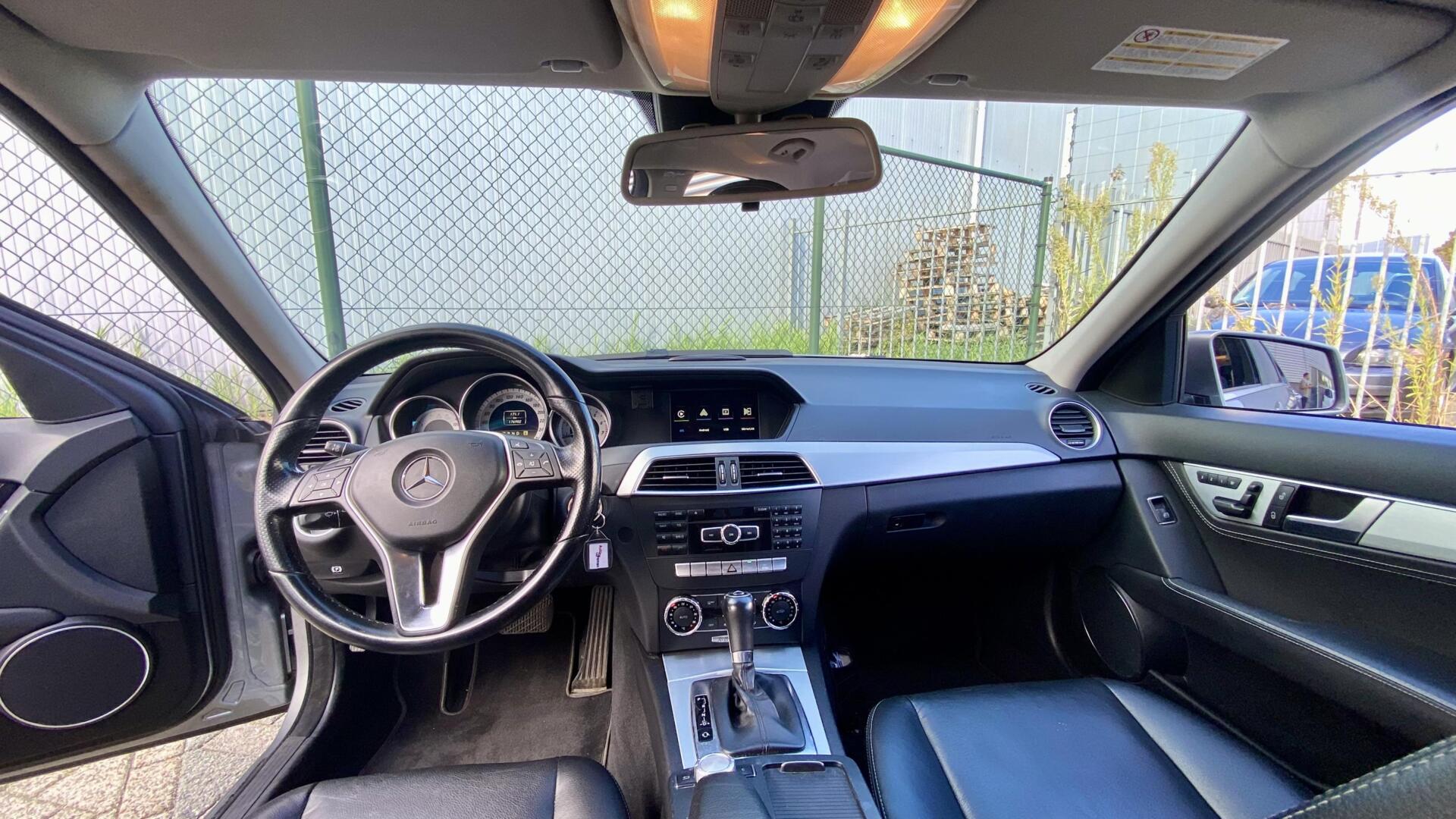Foto van Mercedes-Benz C 180