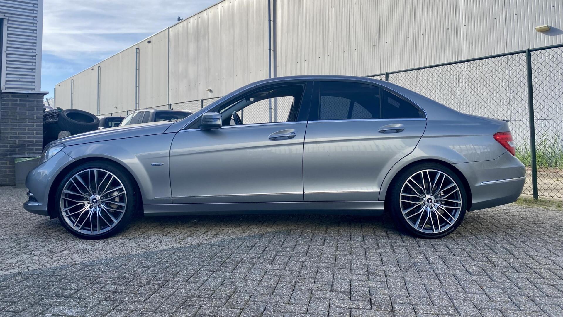 Foto van Mercedes-Benz C 180