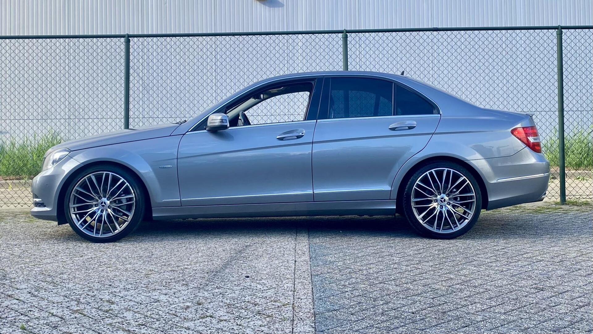 Foto van Mercedes-Benz C 180