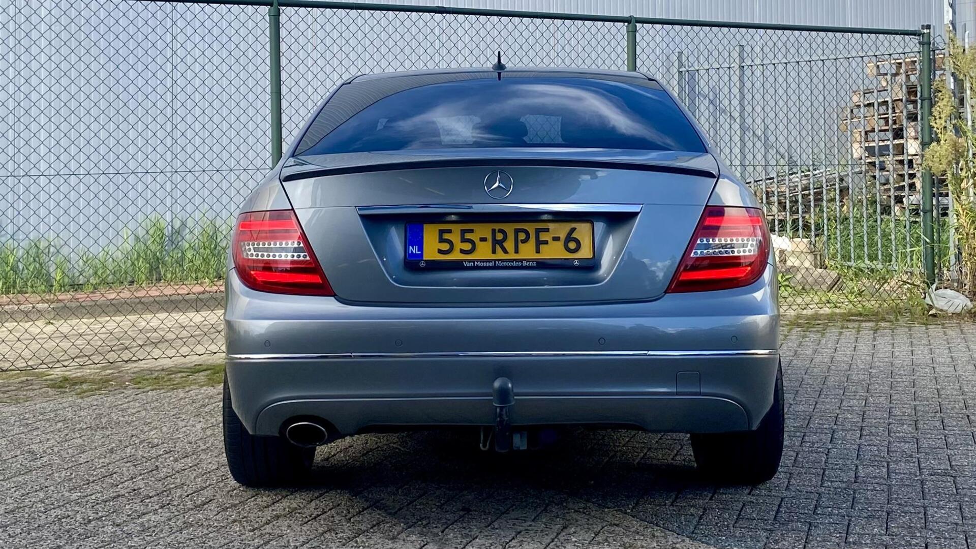 Foto van Mercedes-Benz C 180