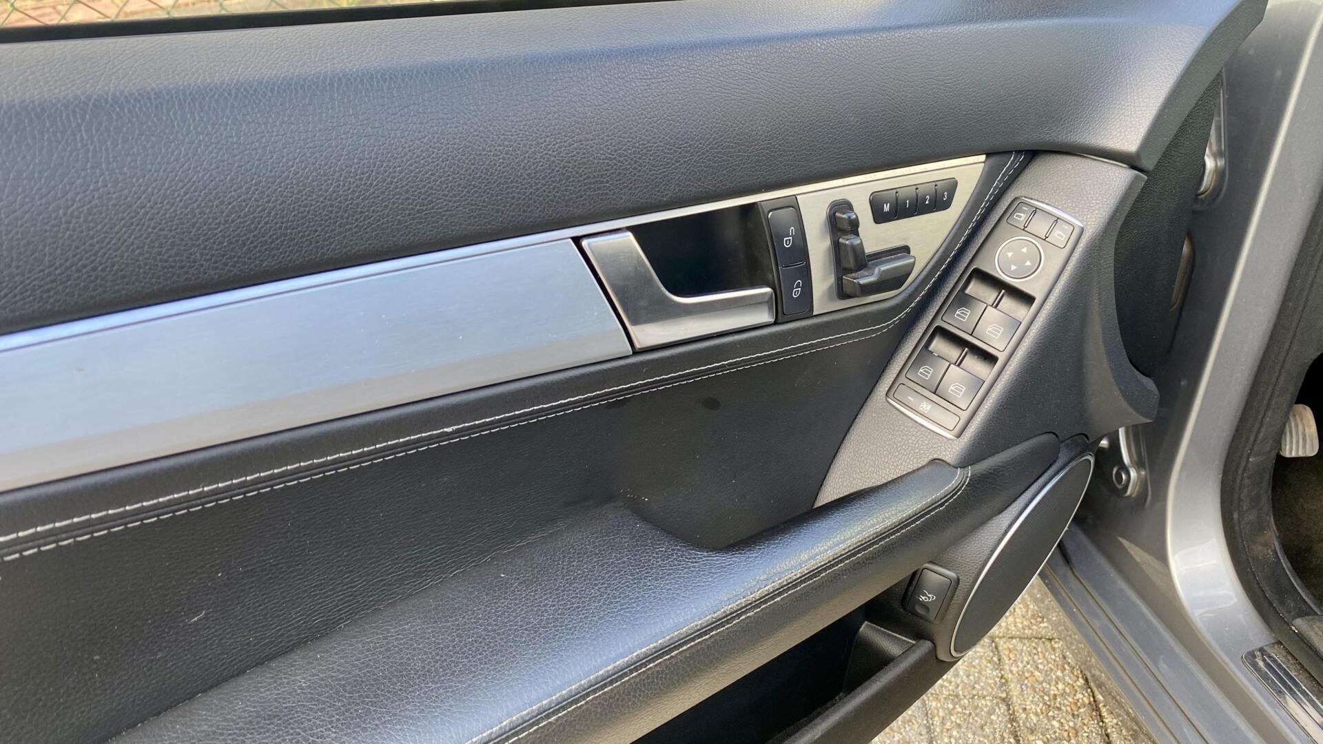 Foto van Mercedes-Benz C 180