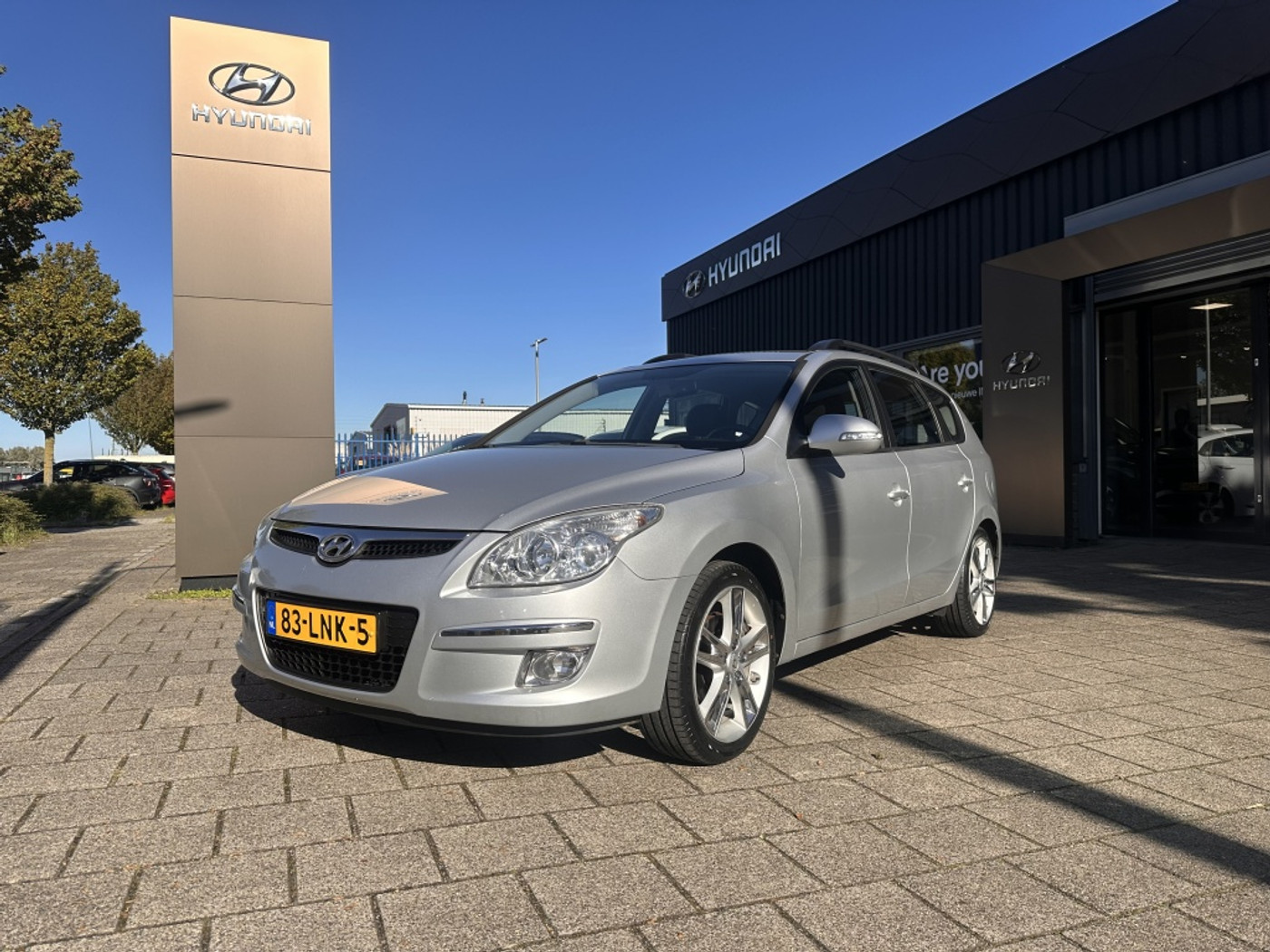 Hyundai I 30cw 1.6i i-Catcher 2010 - voorkant