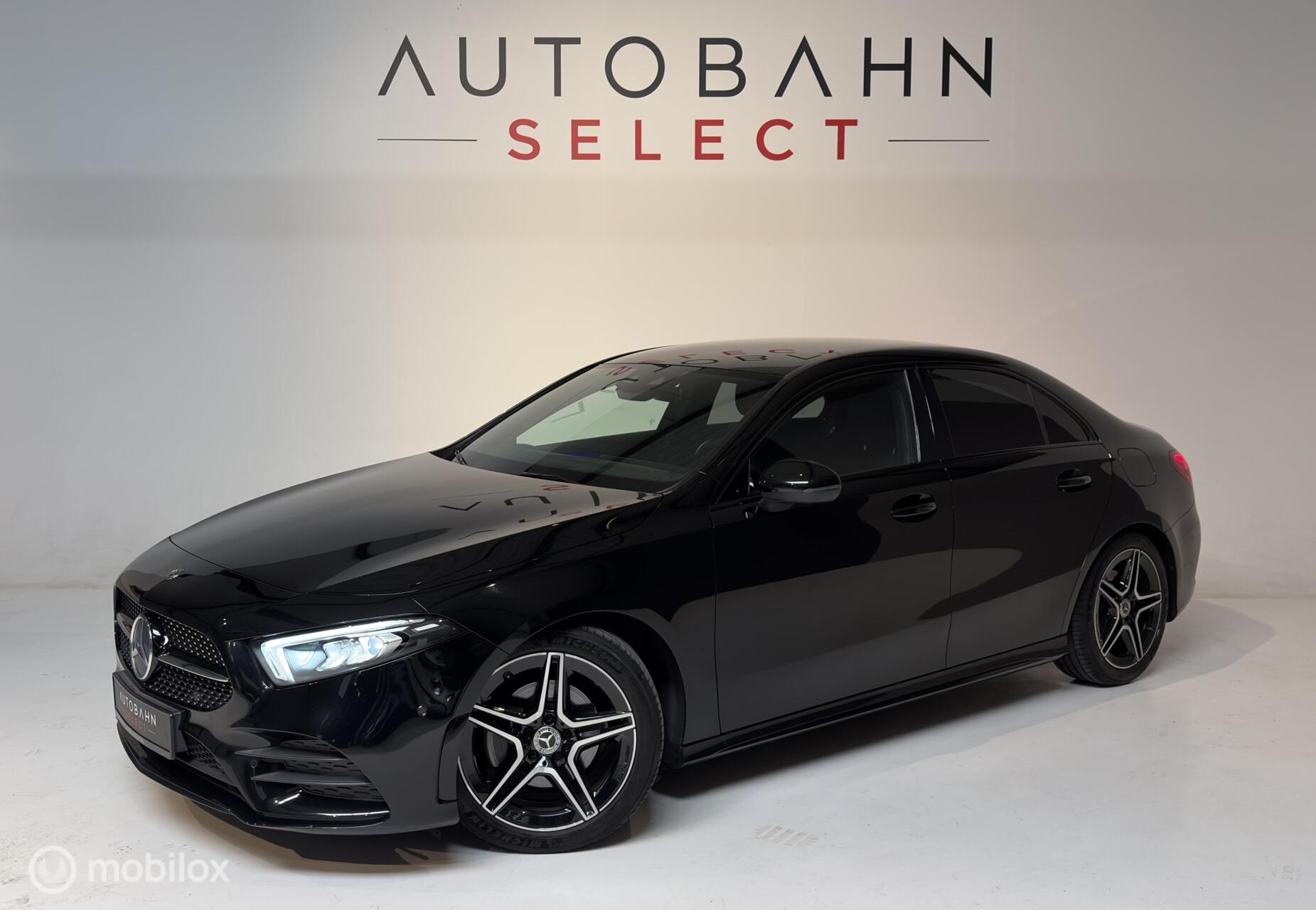 Mercedes-Benz A 200 200 AMG/ Org NL/ Night/ Sfeer/ Trekhaak 2020 - voorkant