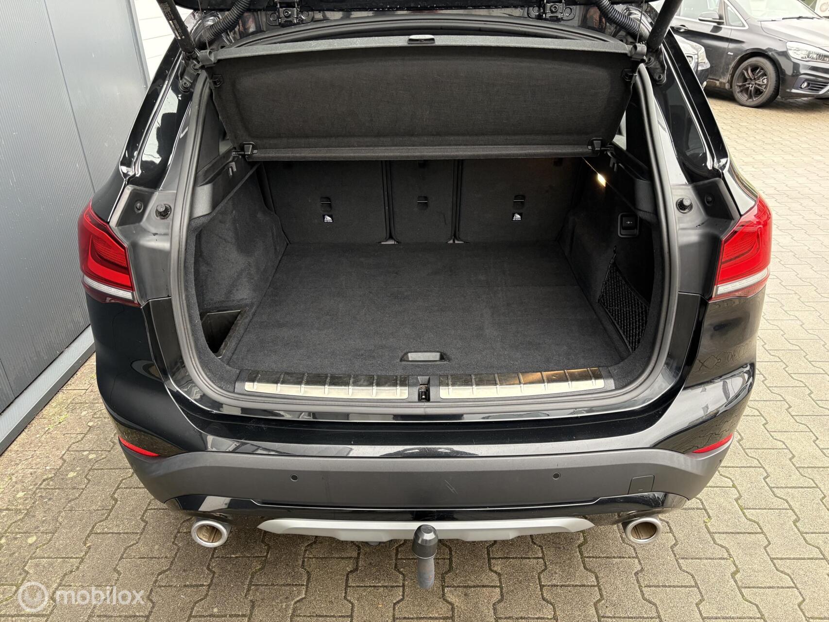 Foto van BMW X1 Sdrive20i