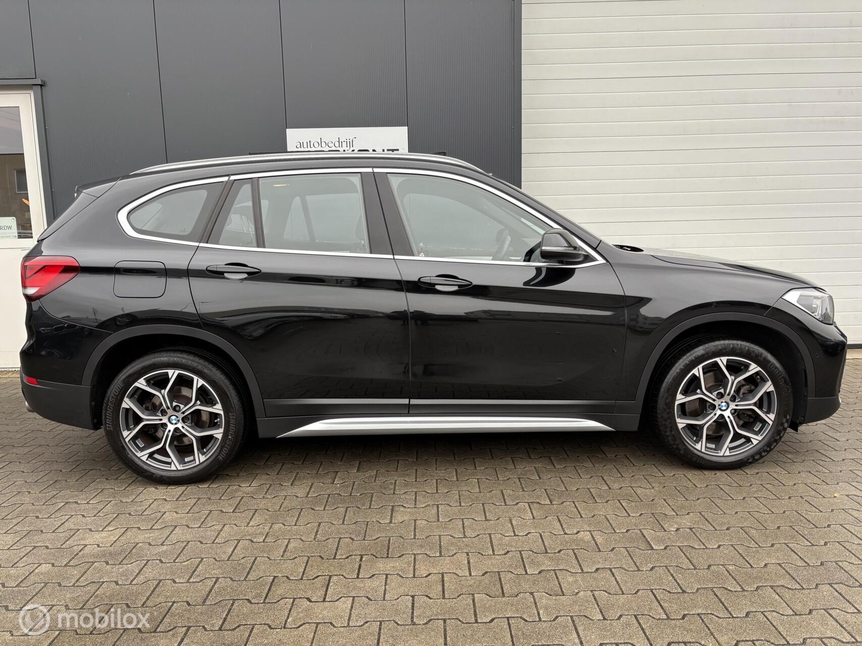 Foto van BMW X1 Sdrive20i
