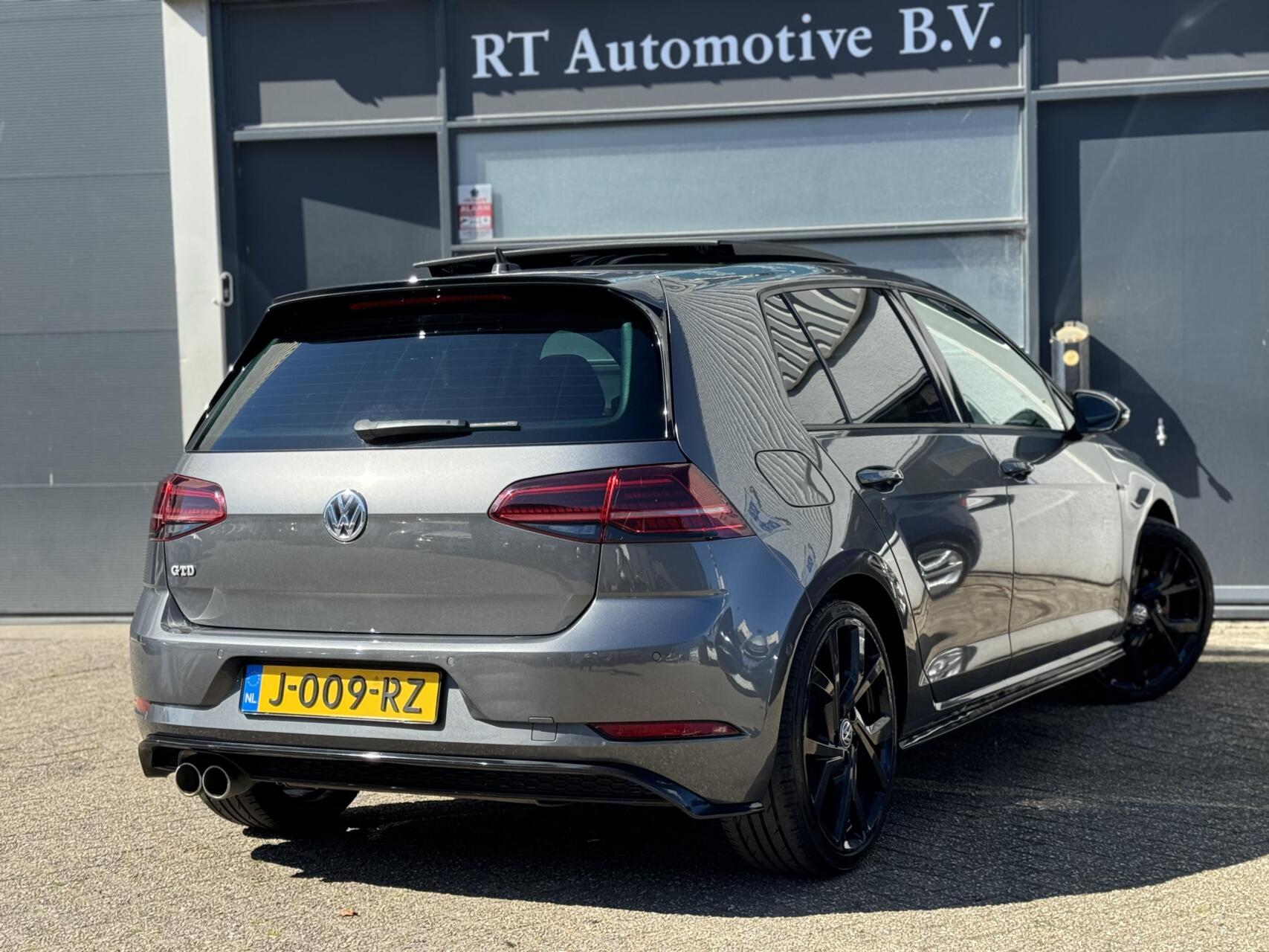 Foto van Volkswagen Golf