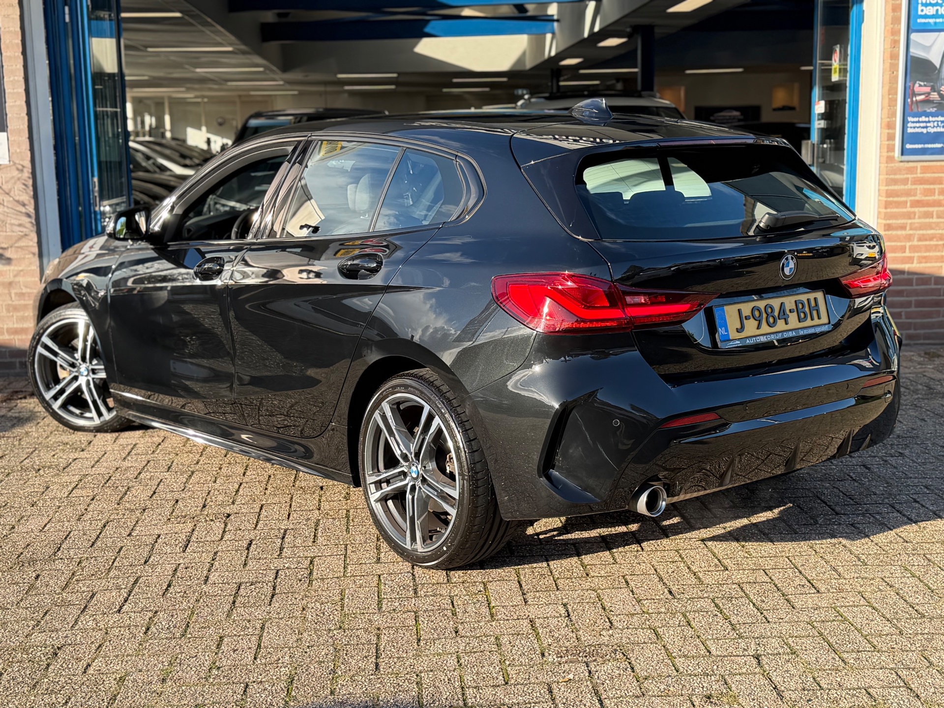 Foto van BMW 118i