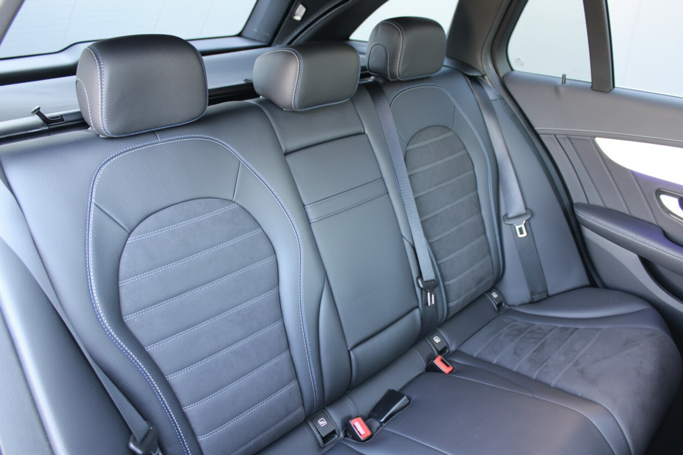 Foto van Mercedes-Benz C 300 E