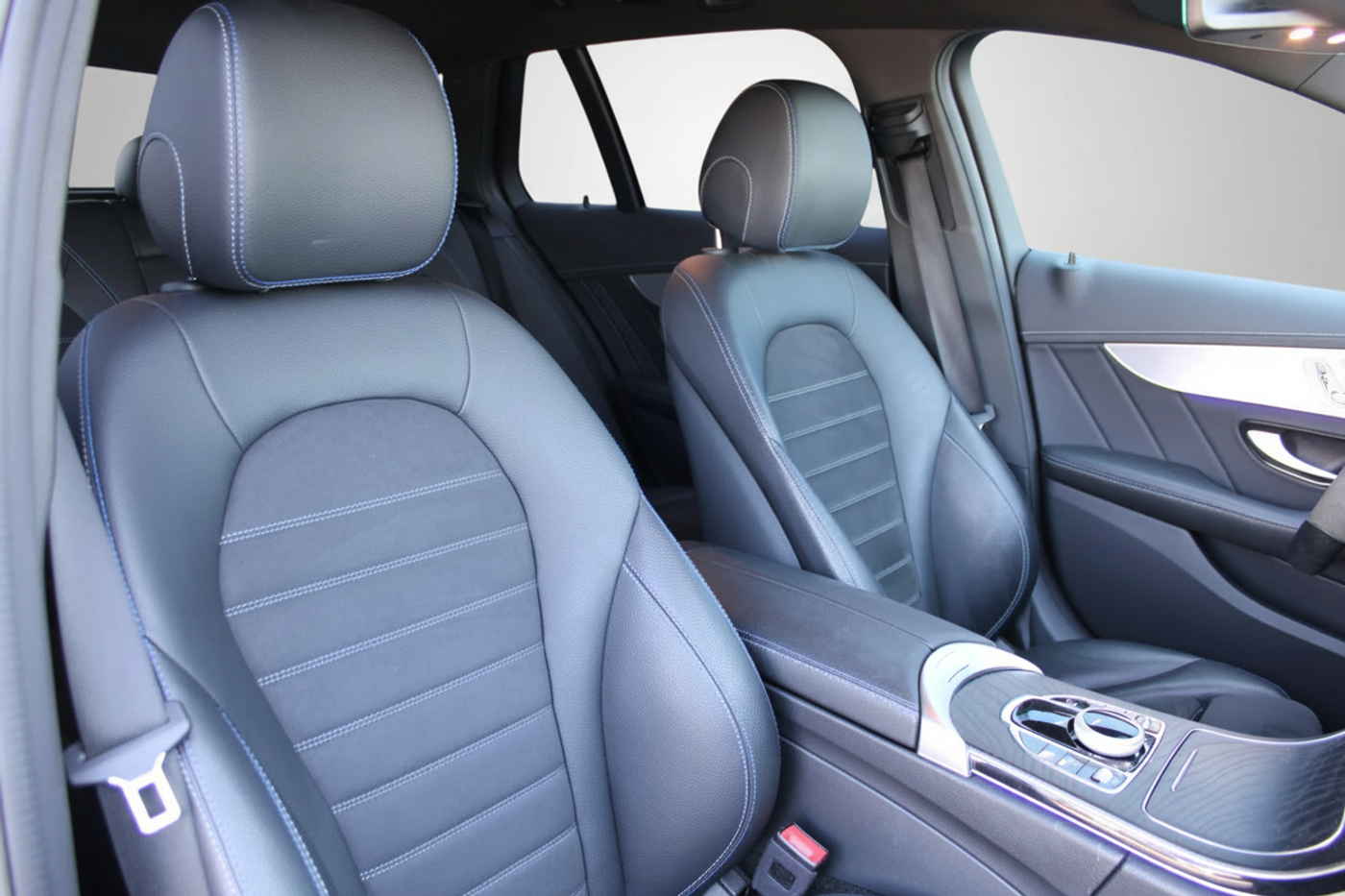Foto van Mercedes-Benz C 300 E