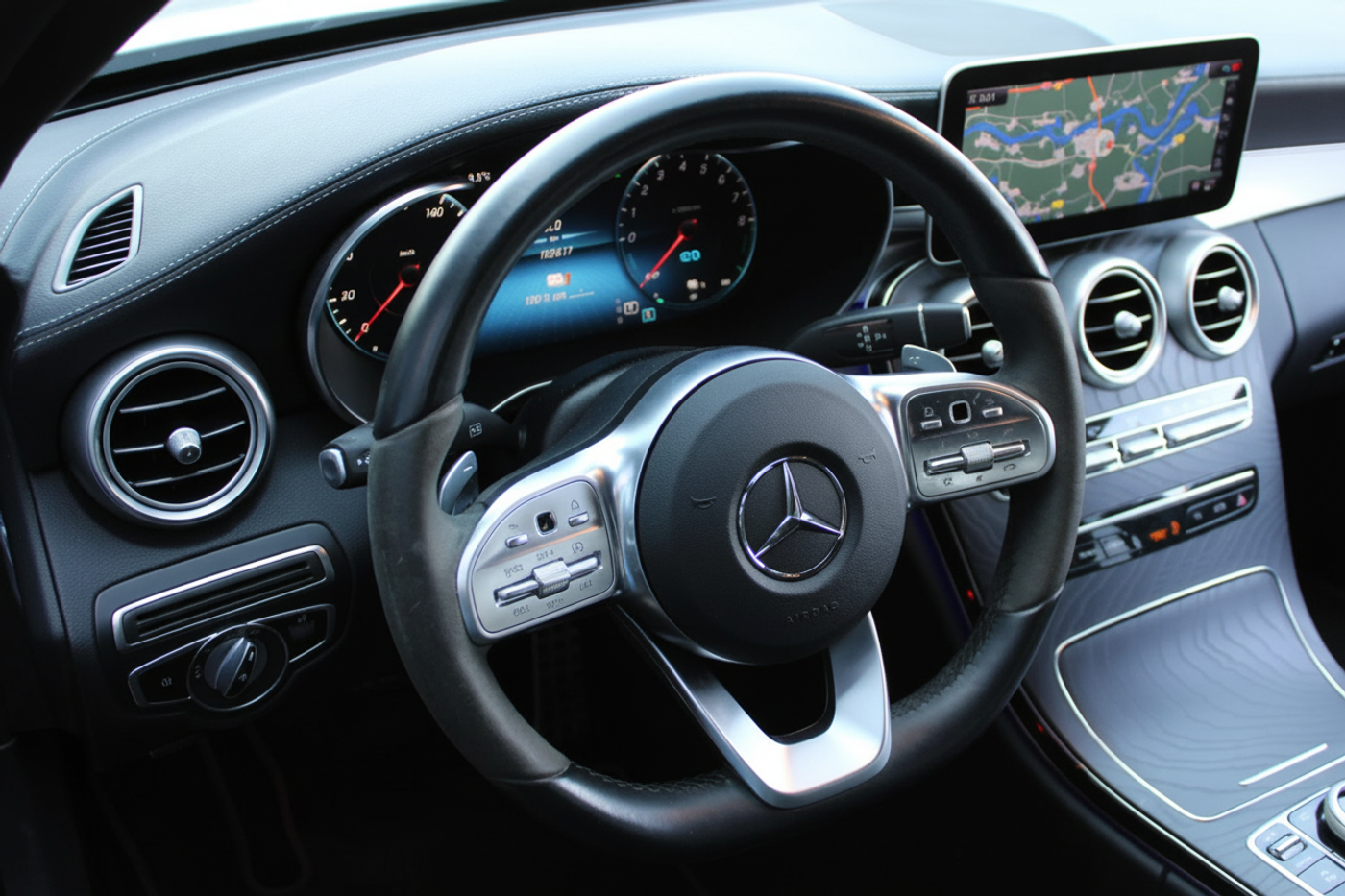 Foto van Mercedes-Benz C 300 E