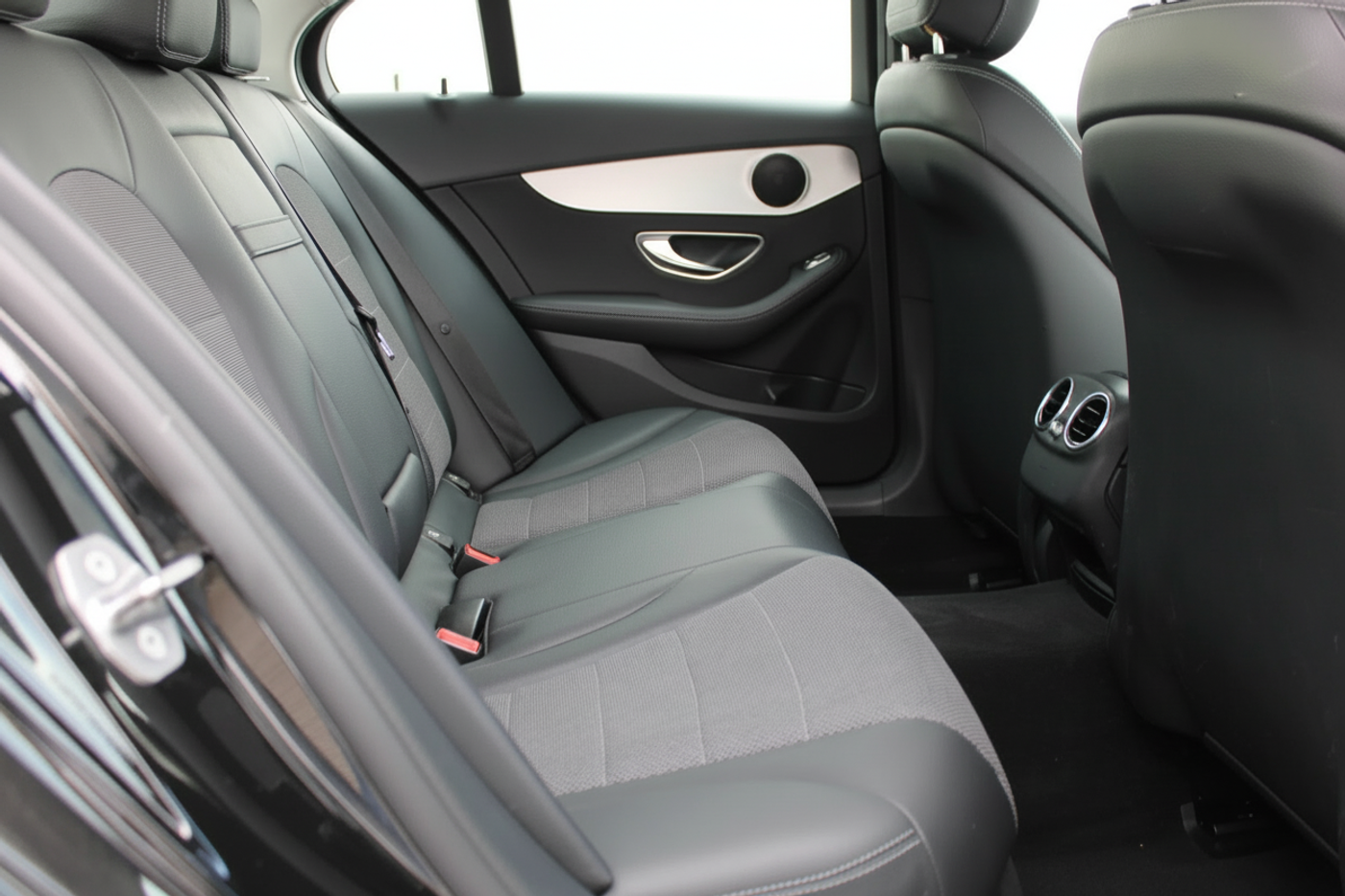 Foto van Mercedes-Benz C 350 E