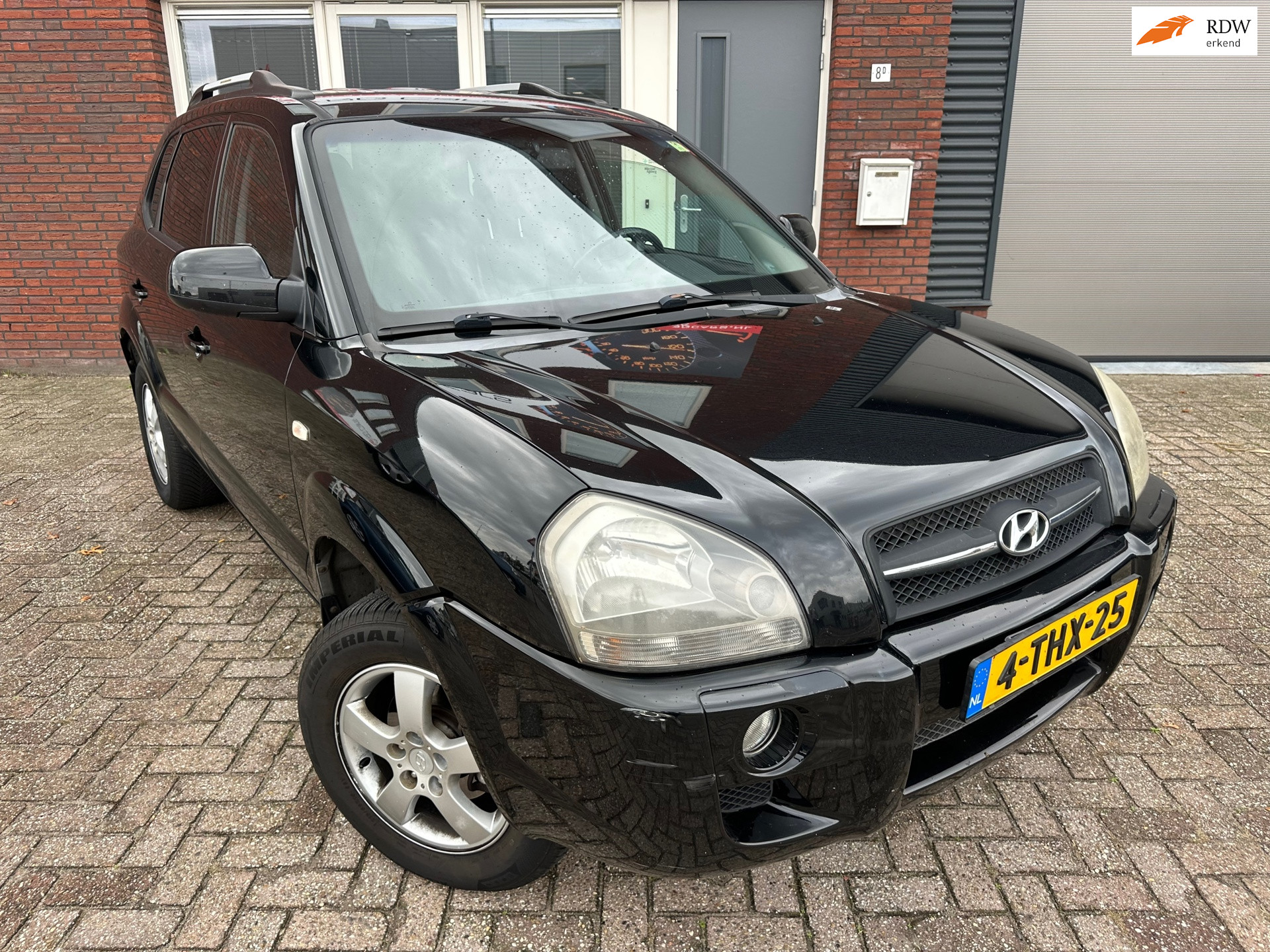 Hyundai Tucson 2.0i Active / Leder / Stoelverw / clima / LM 2006 - voorkant