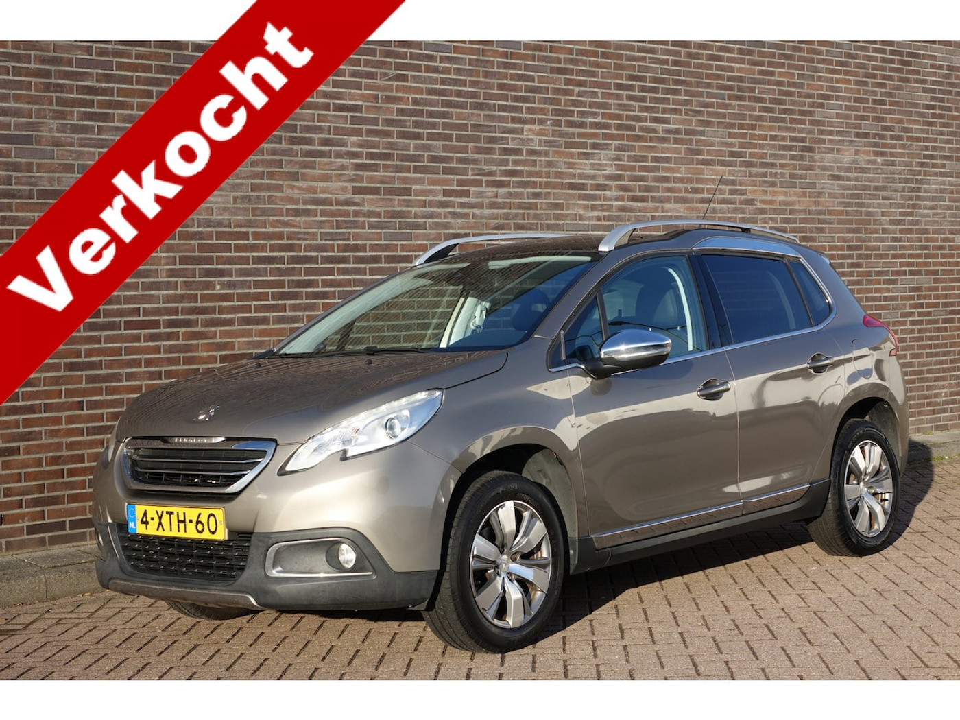 Peugeot 2008 1.2 PureTech Allure 2014 - voorkant