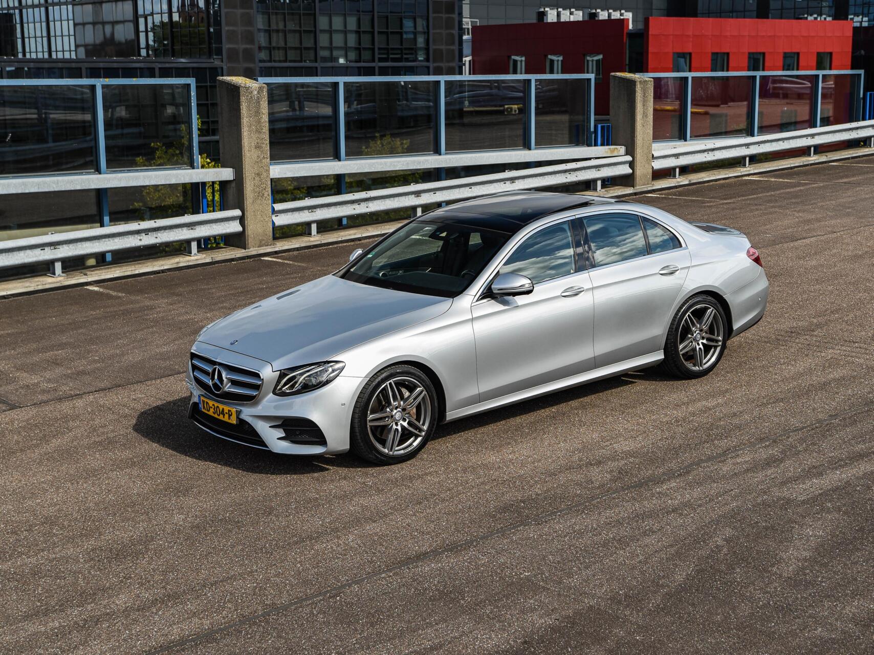 Foto van Mercedes-Benz E 200