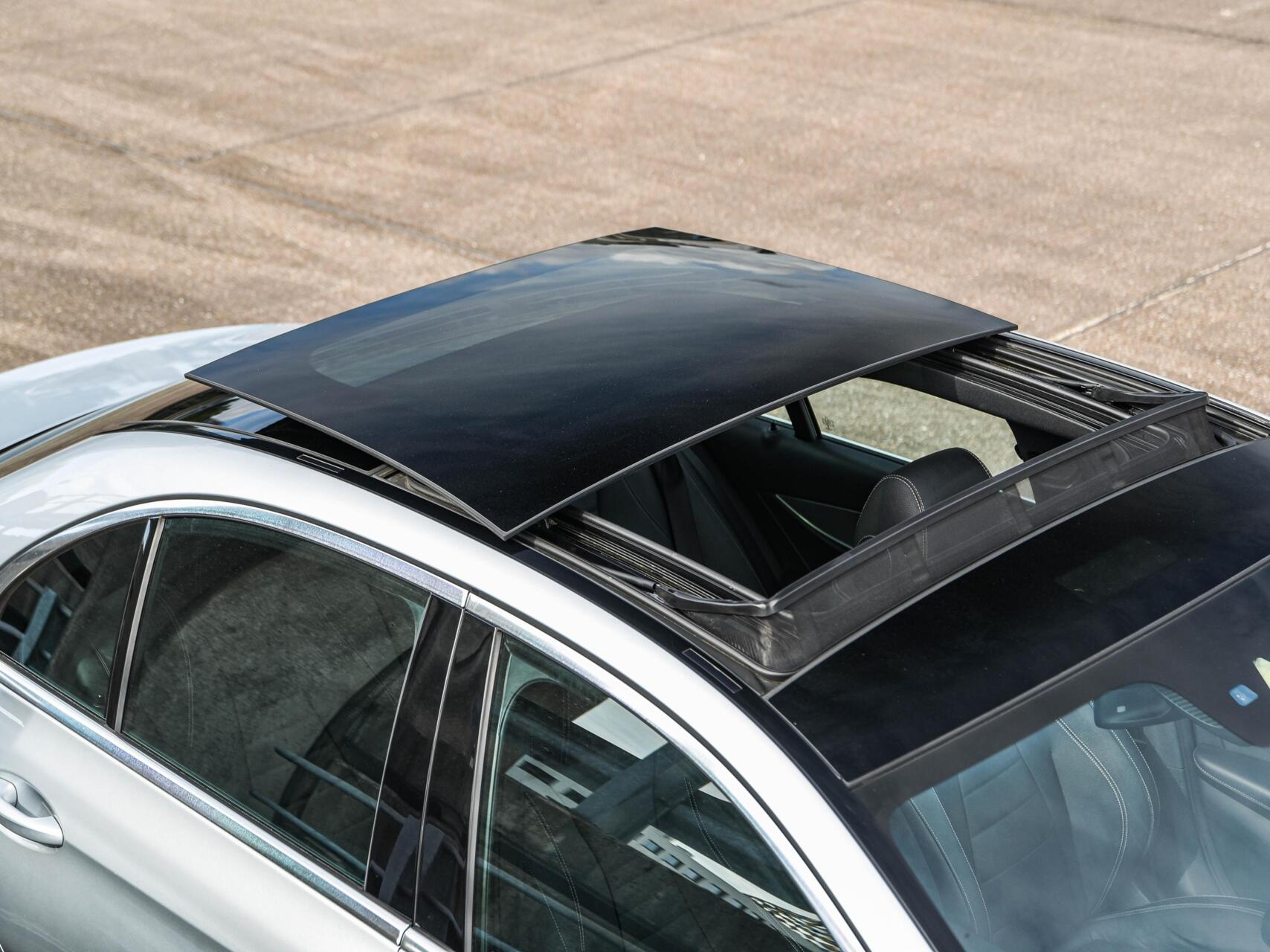 Foto van Mercedes-Benz E 200