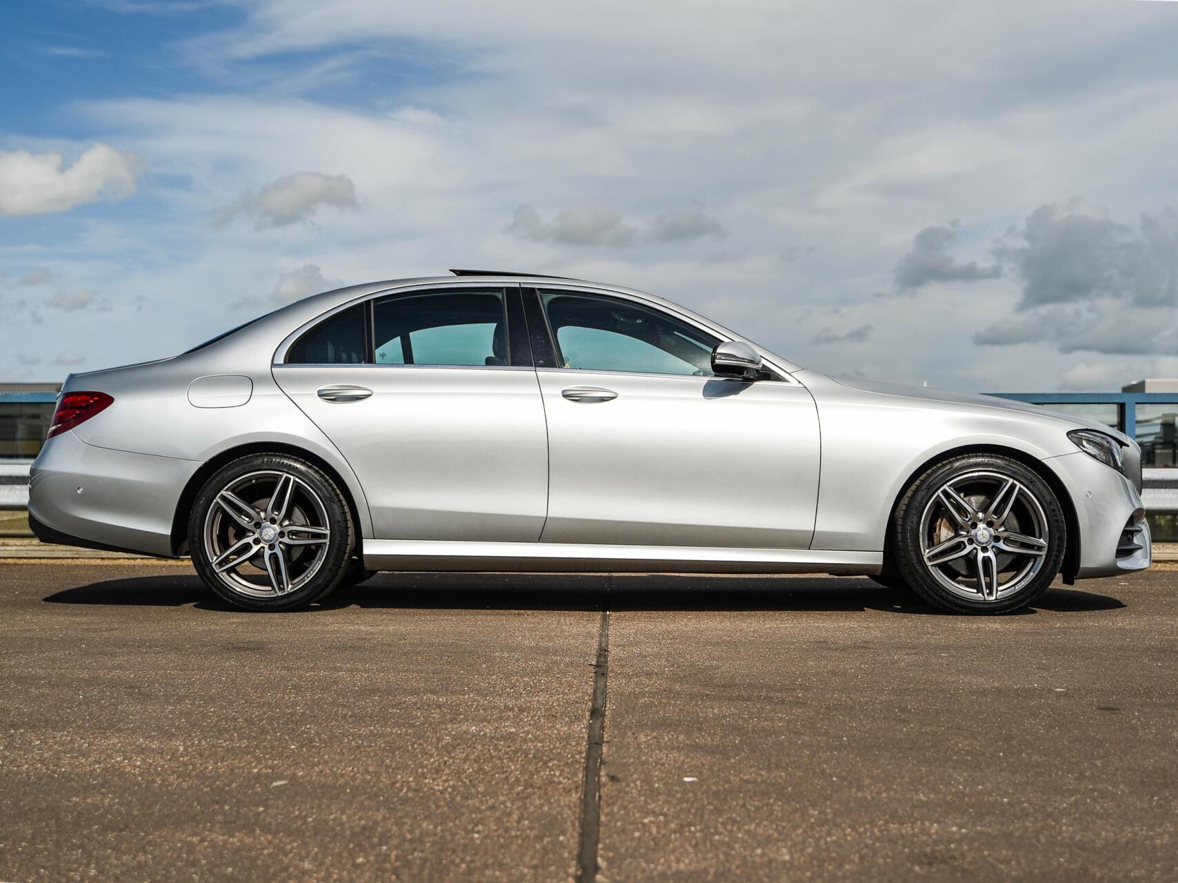 Foto van Mercedes-Benz E 200