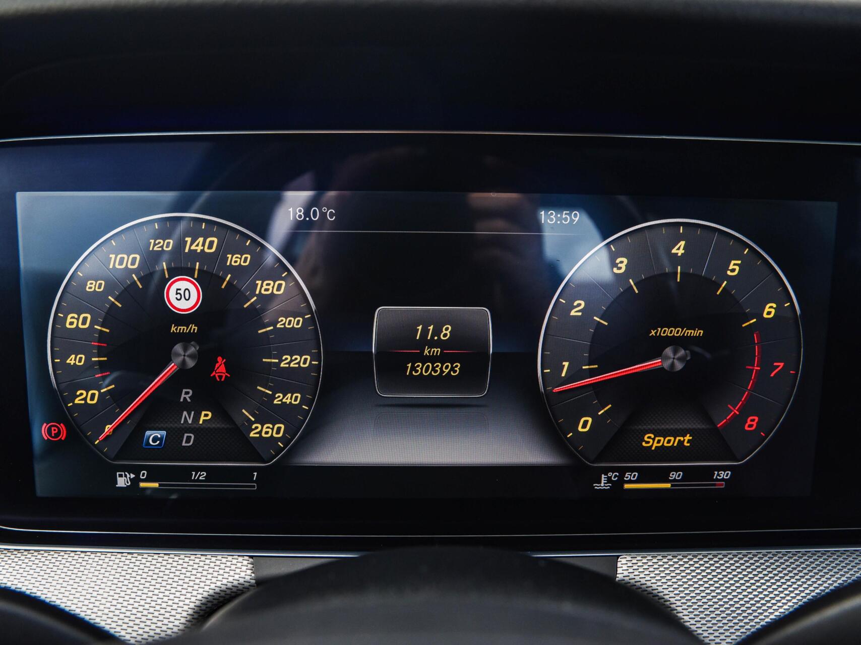 Foto van Mercedes-Benz E 200