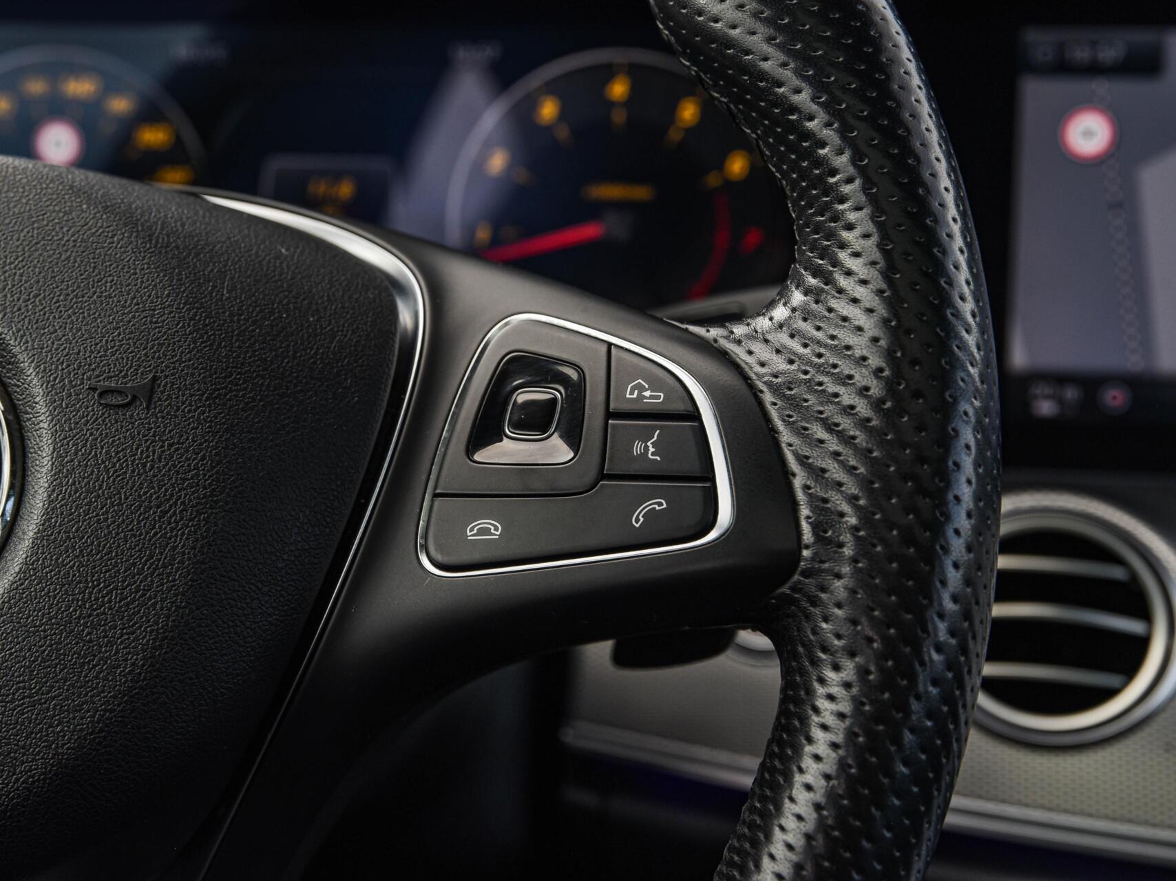 Foto van Mercedes-Benz E 200