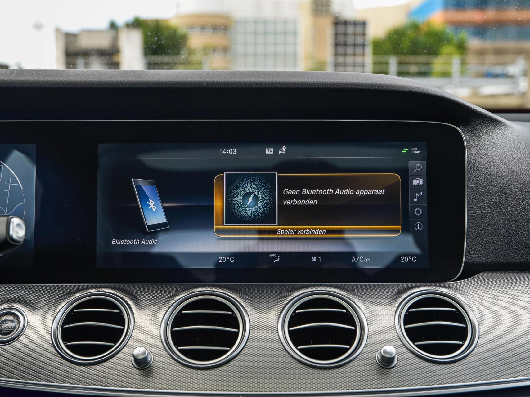 Foto van Mercedes-Benz E 200