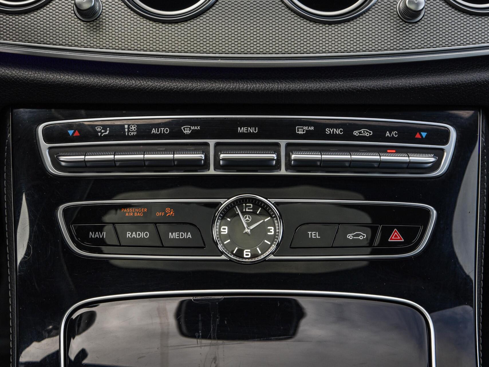 Foto van Mercedes-Benz E 200