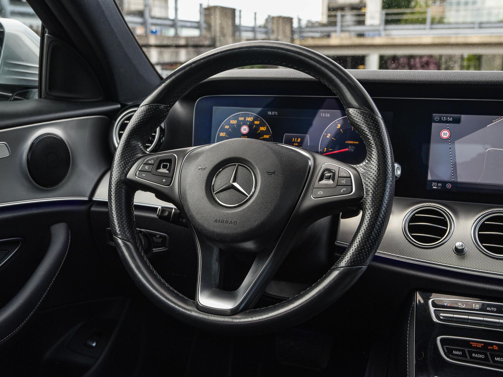 Foto van Mercedes-Benz E 200