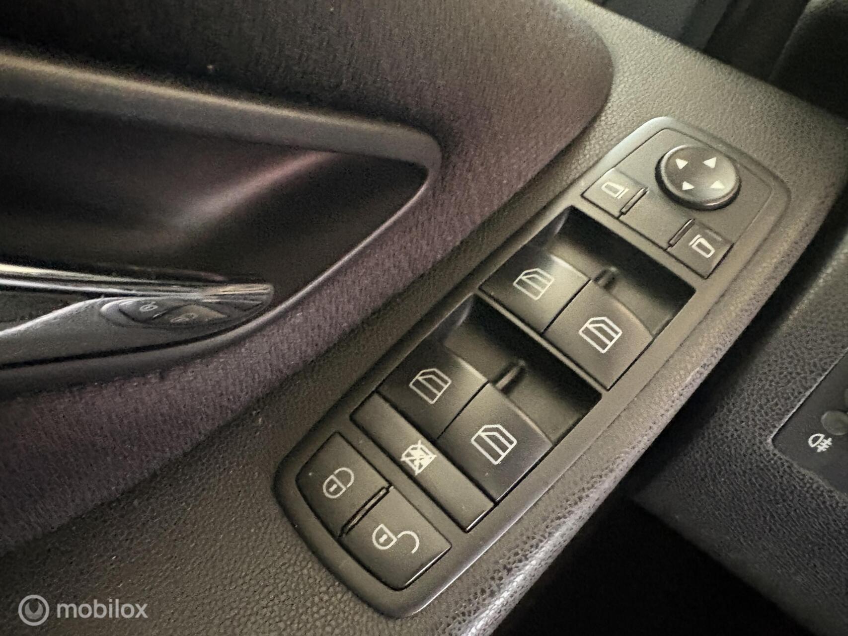 Foto van Mercedes-Benz B 170