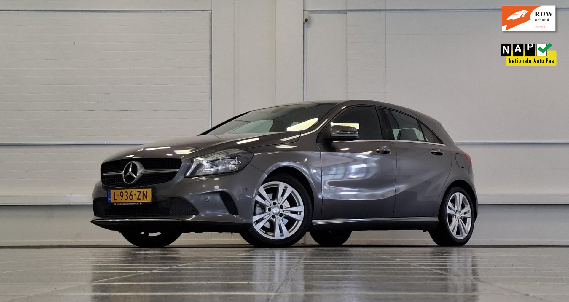 Mercedes-Benz A-klasse 180 Ambition 2016 - voorkant