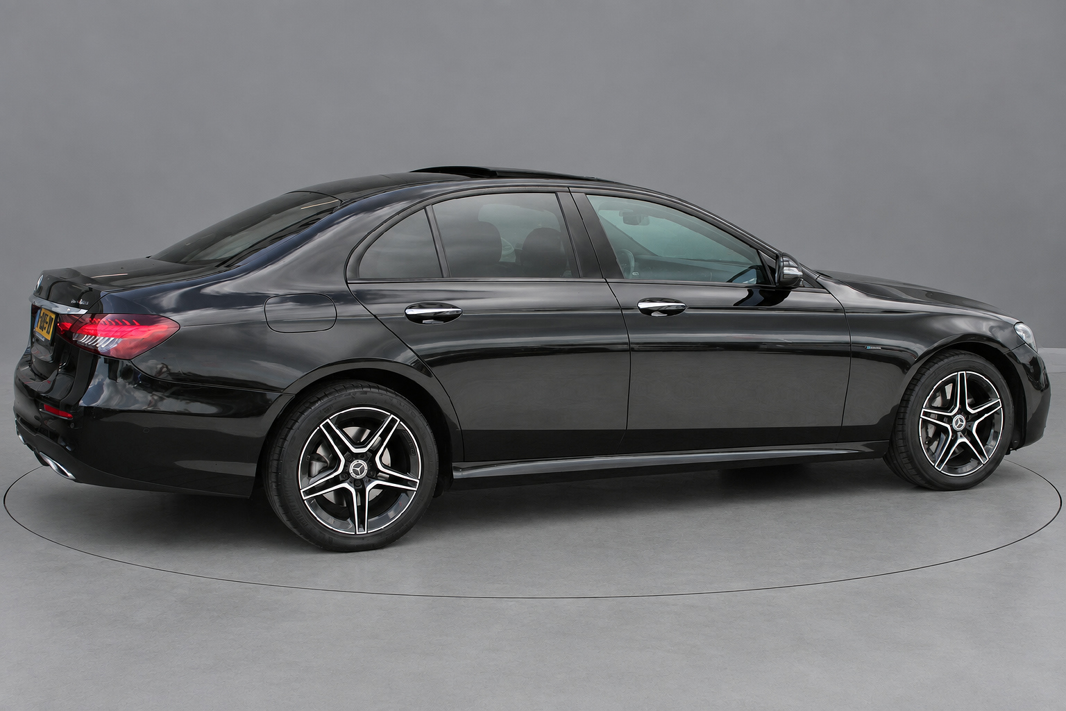 Foto van Mercedes-Benz E 300 E
