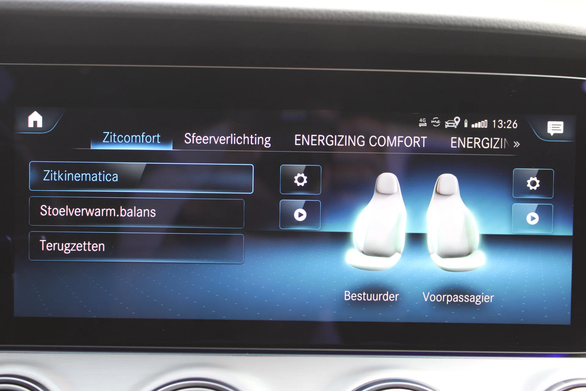 Foto van Mercedes-Benz E 300 E
