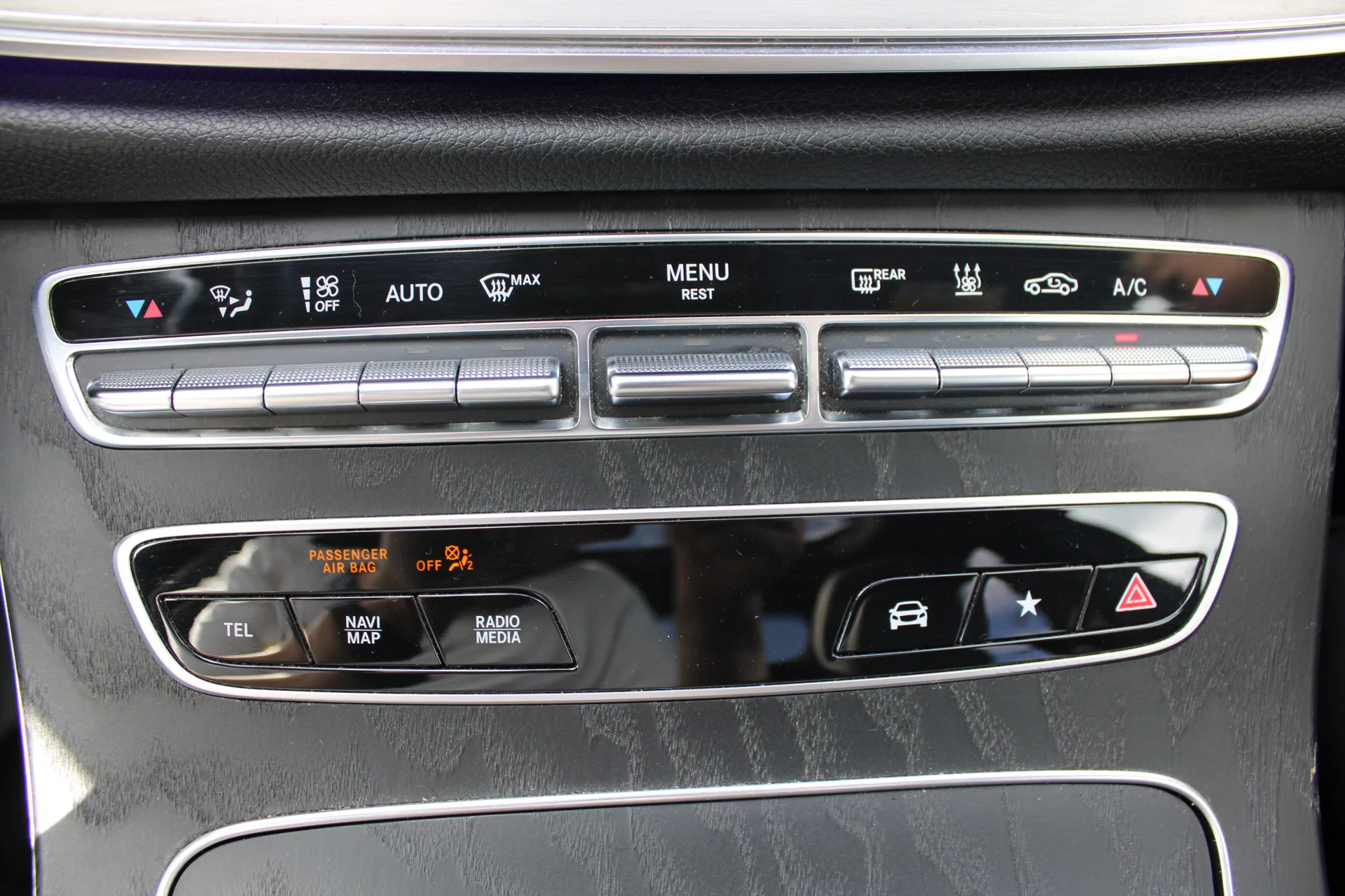 Foto van Mercedes-Benz E 300 E