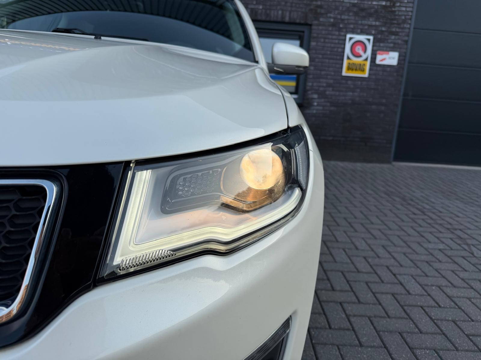 Foto van Jeep Compass