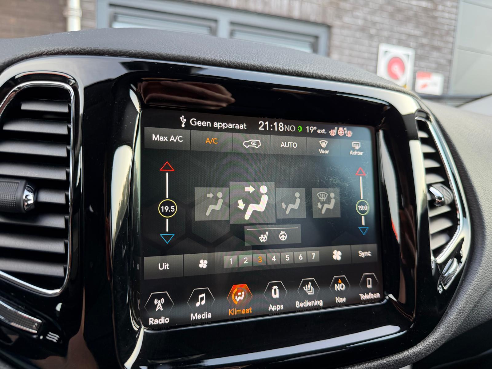 Foto van Jeep Compass