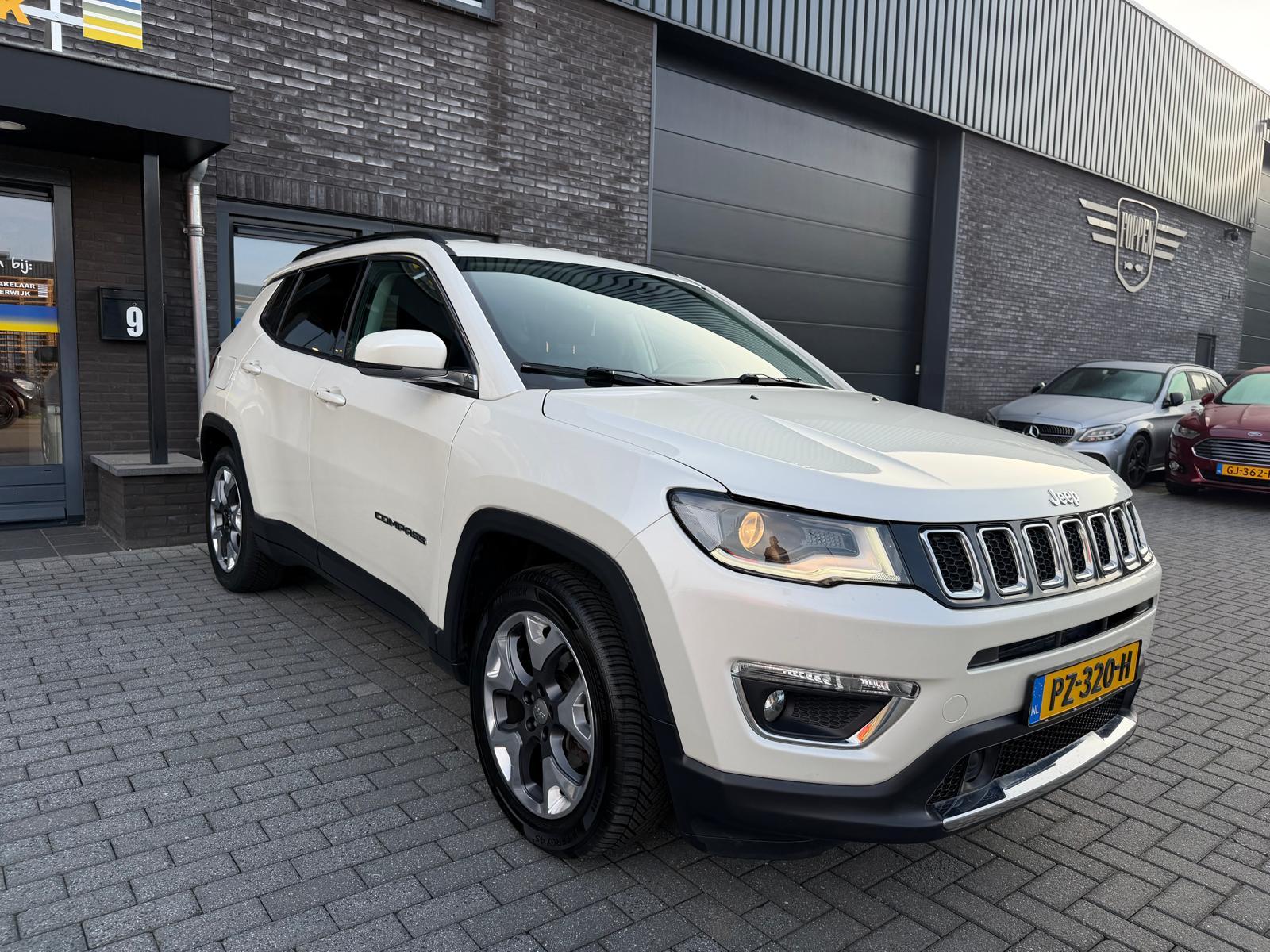 Foto van Jeep Compass