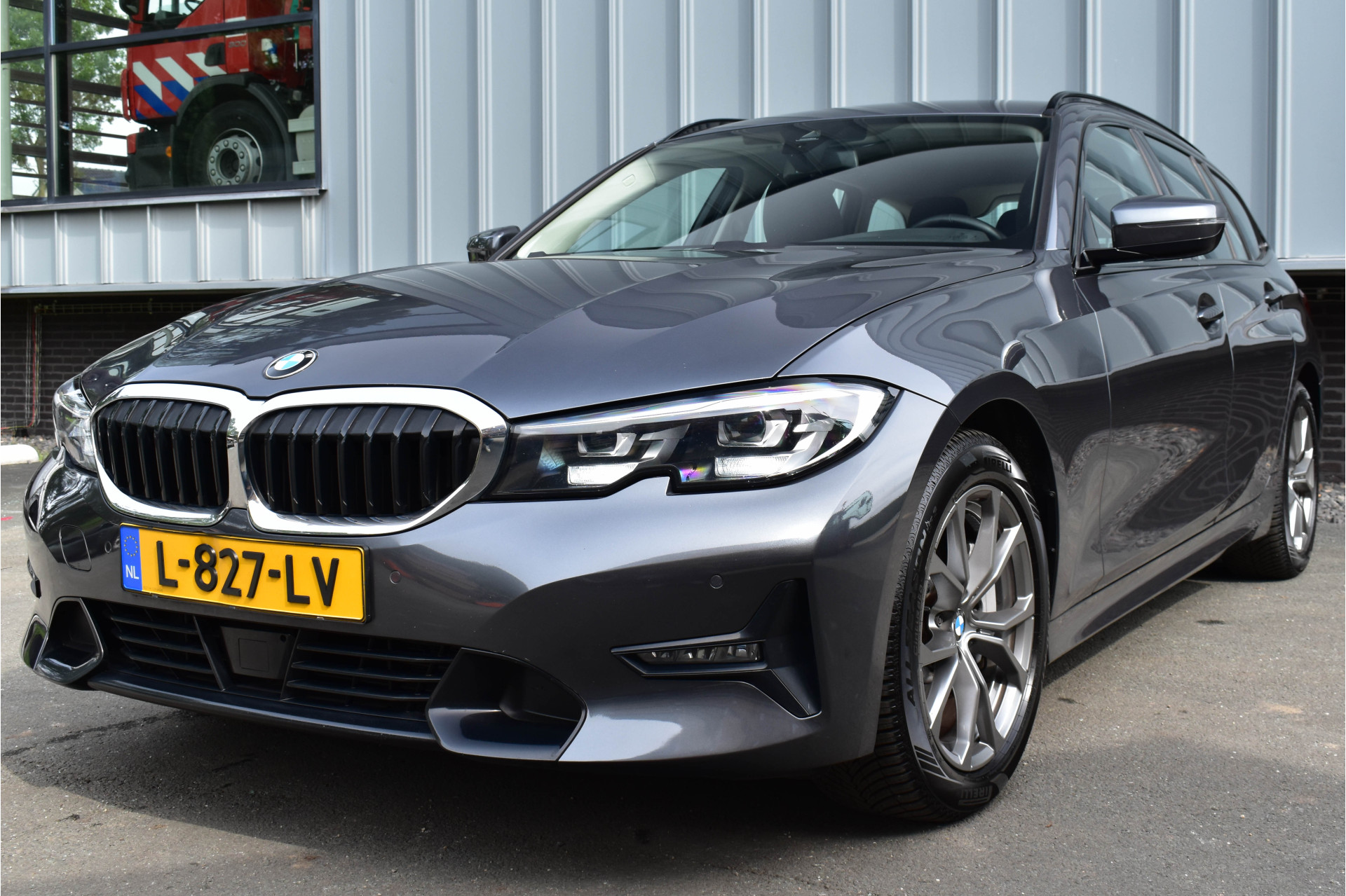 Foto van BMW 330i