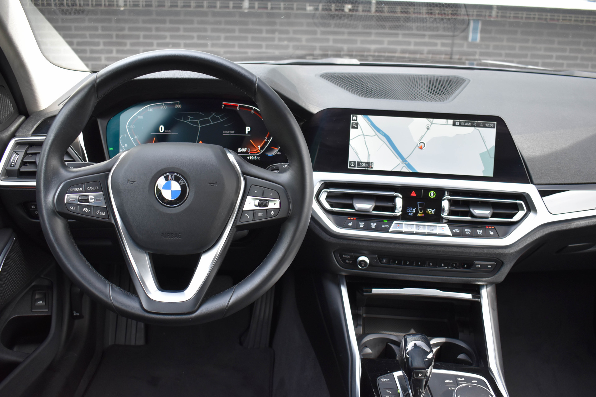 Foto van BMW 330i